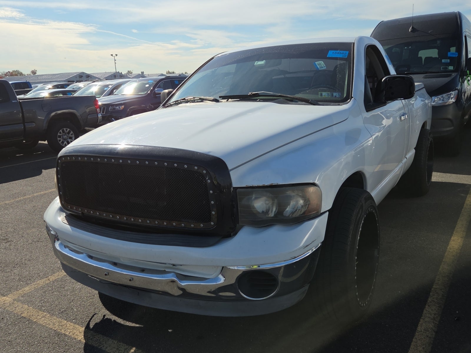 2004 Dodge Ram 1500 2dr Reg Cab 120.5" WB ST