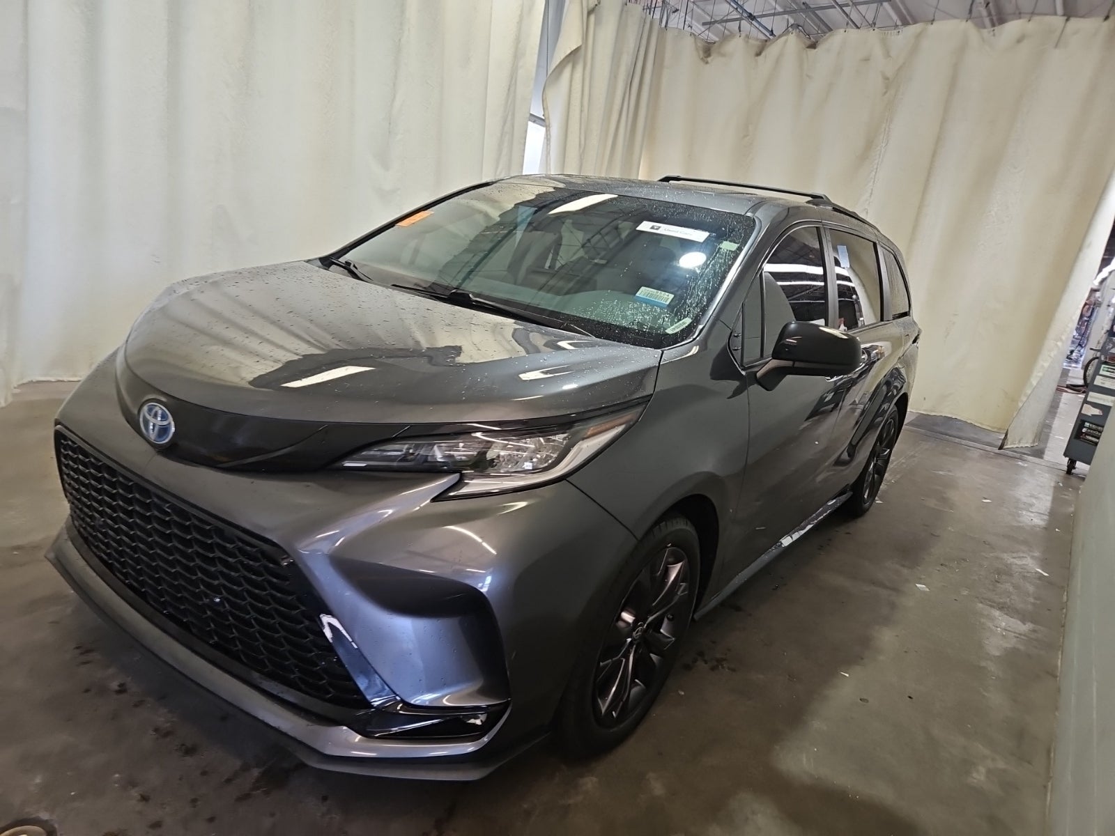 2025 Toyota Sienna XSE