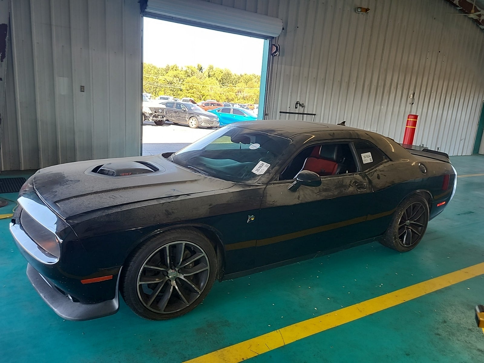2016 Dodge Challenger 392 Hemi Scat Pack Shaker