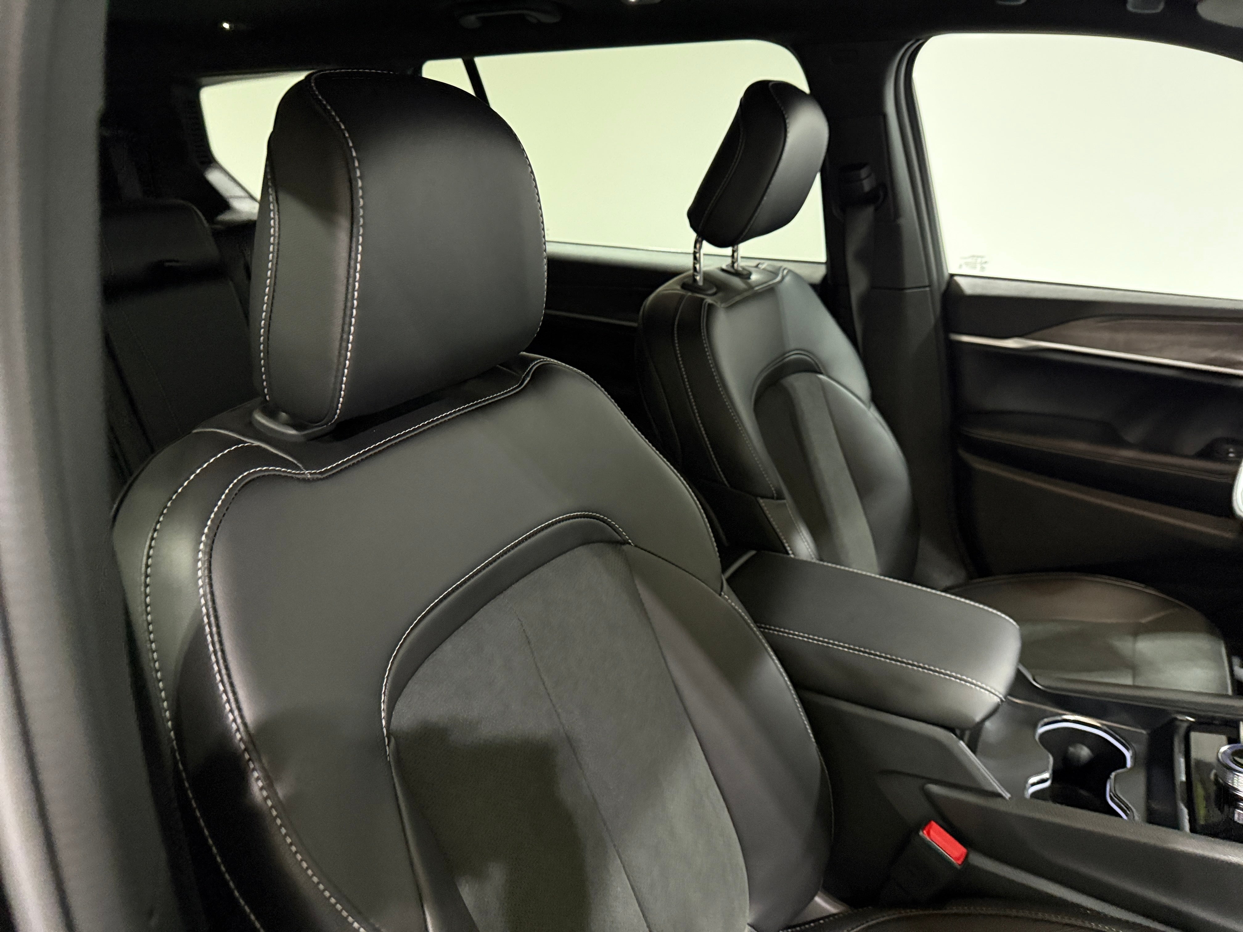 2027 Jeep Grand Cherokee L