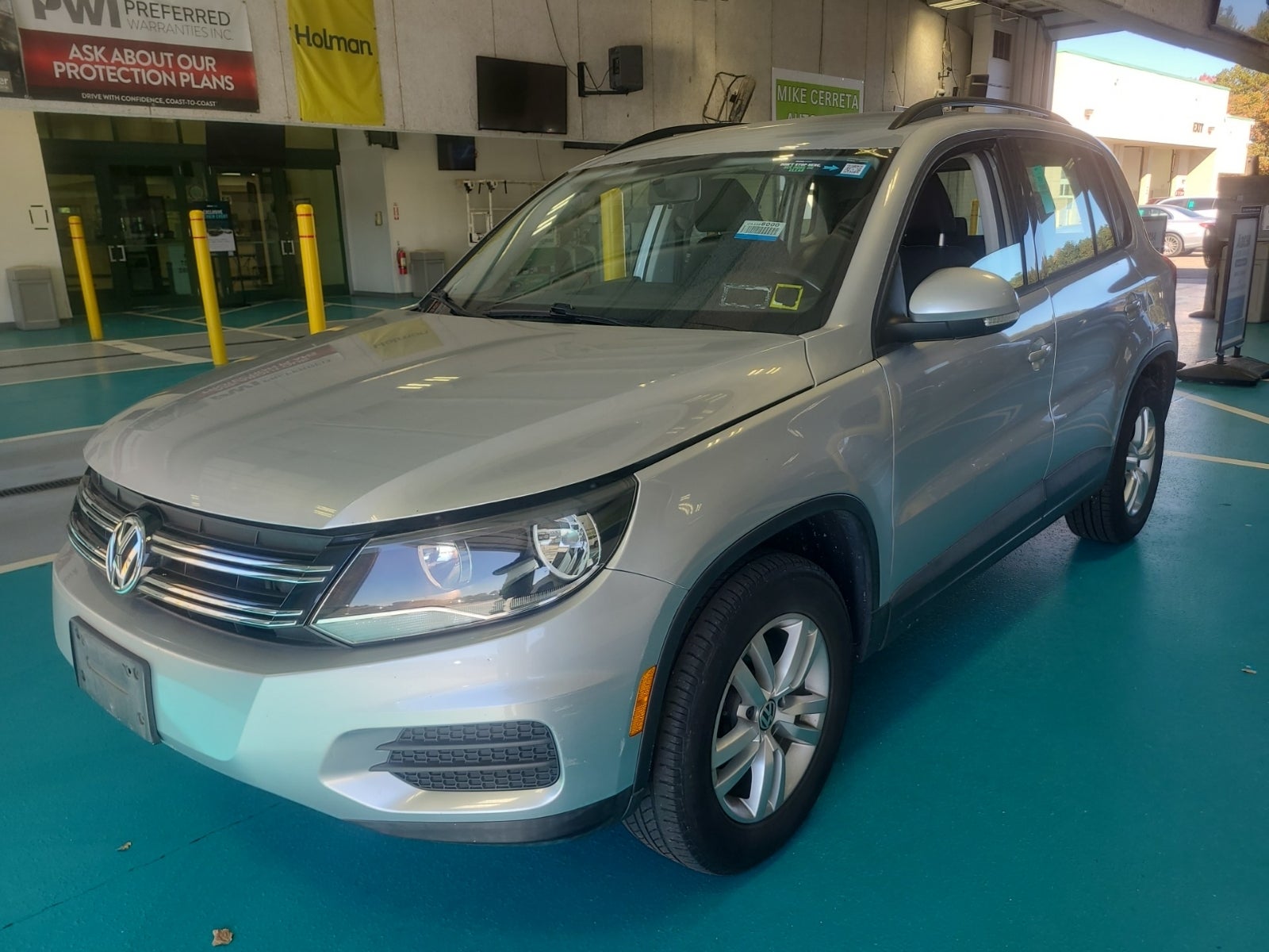 2015 Volkswagen Tiguan S