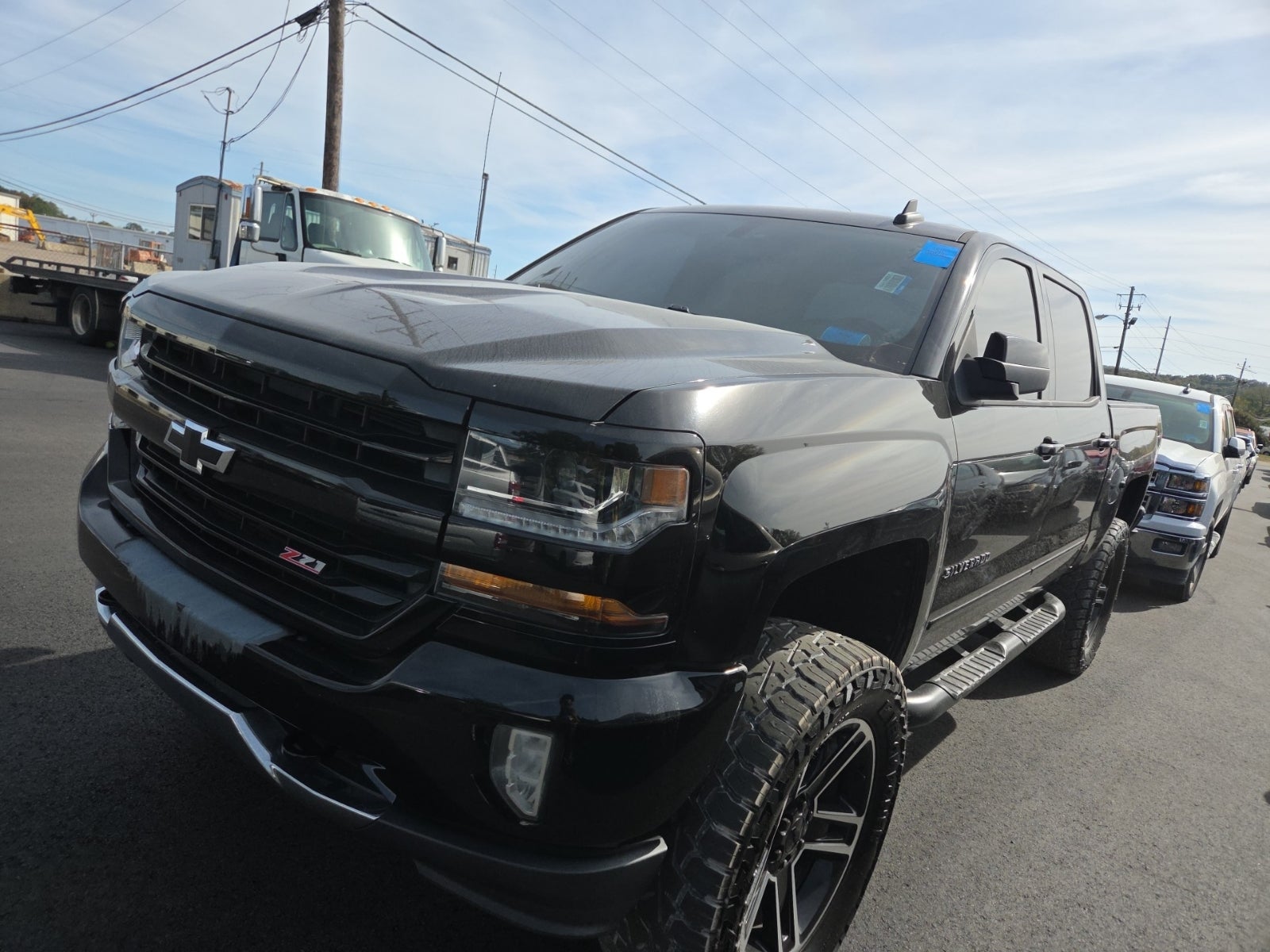 2018 Chevrolet Silverado 1500 4WD Crew Cab 143.5" LT W/2lt