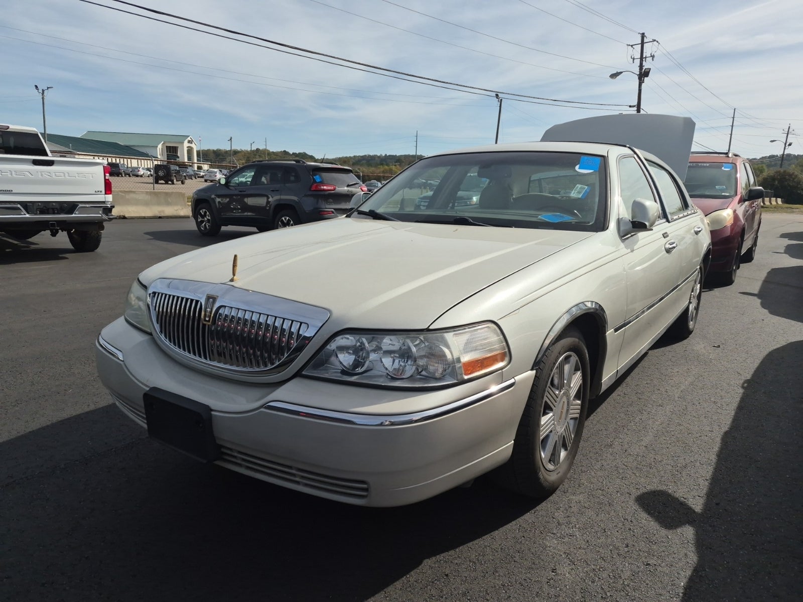2005 Lincoln Town Car Signature Limited