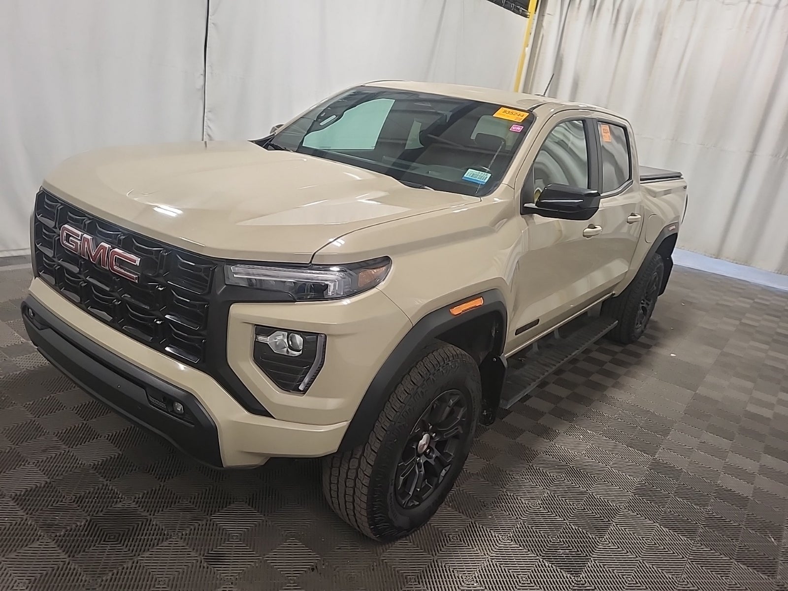 2024 GMC Canyon 4WD Crew Cab Elevation