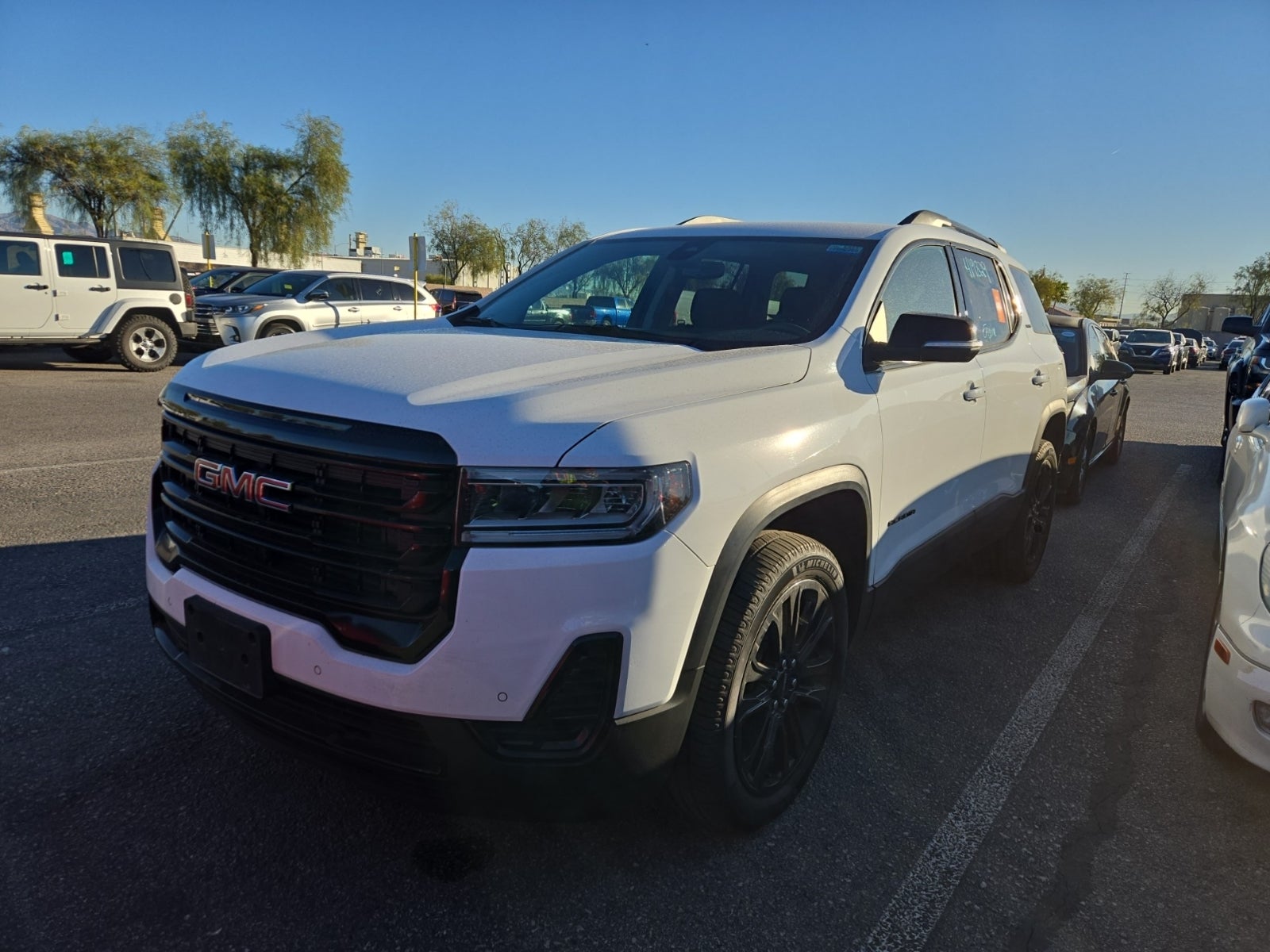 2022 GMC Acadia Sle