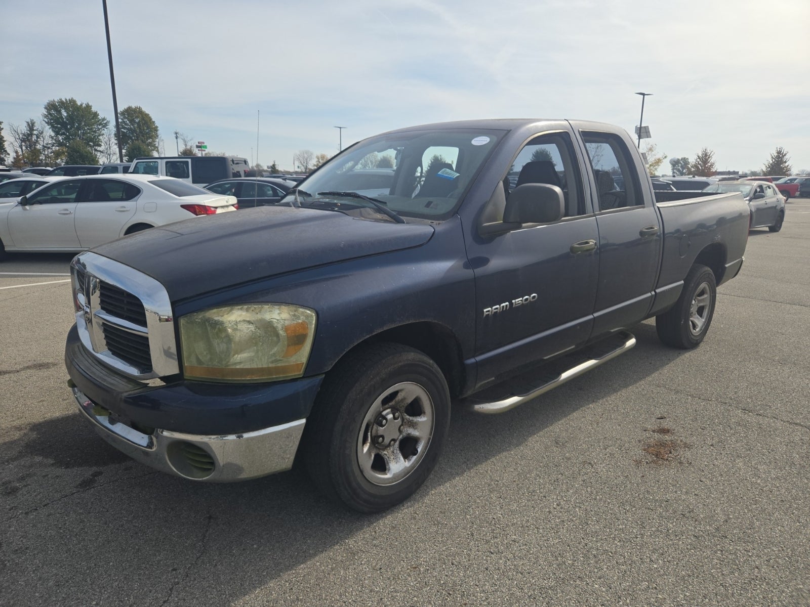 2006 Dodge Ram 1500 4dr Quad Cab 140.5 SLT