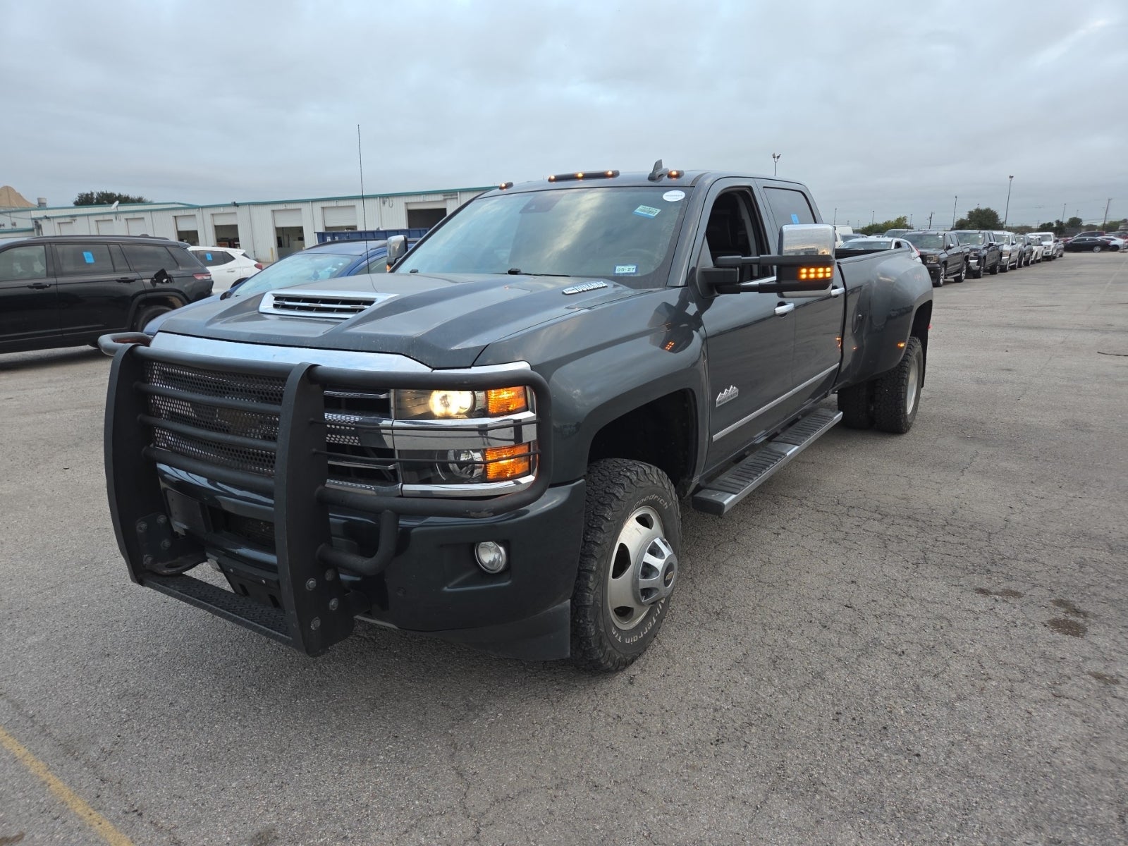 2018 Chevrolet Silverado 3500HD 4WD Crew Cab 167.7" High Country
