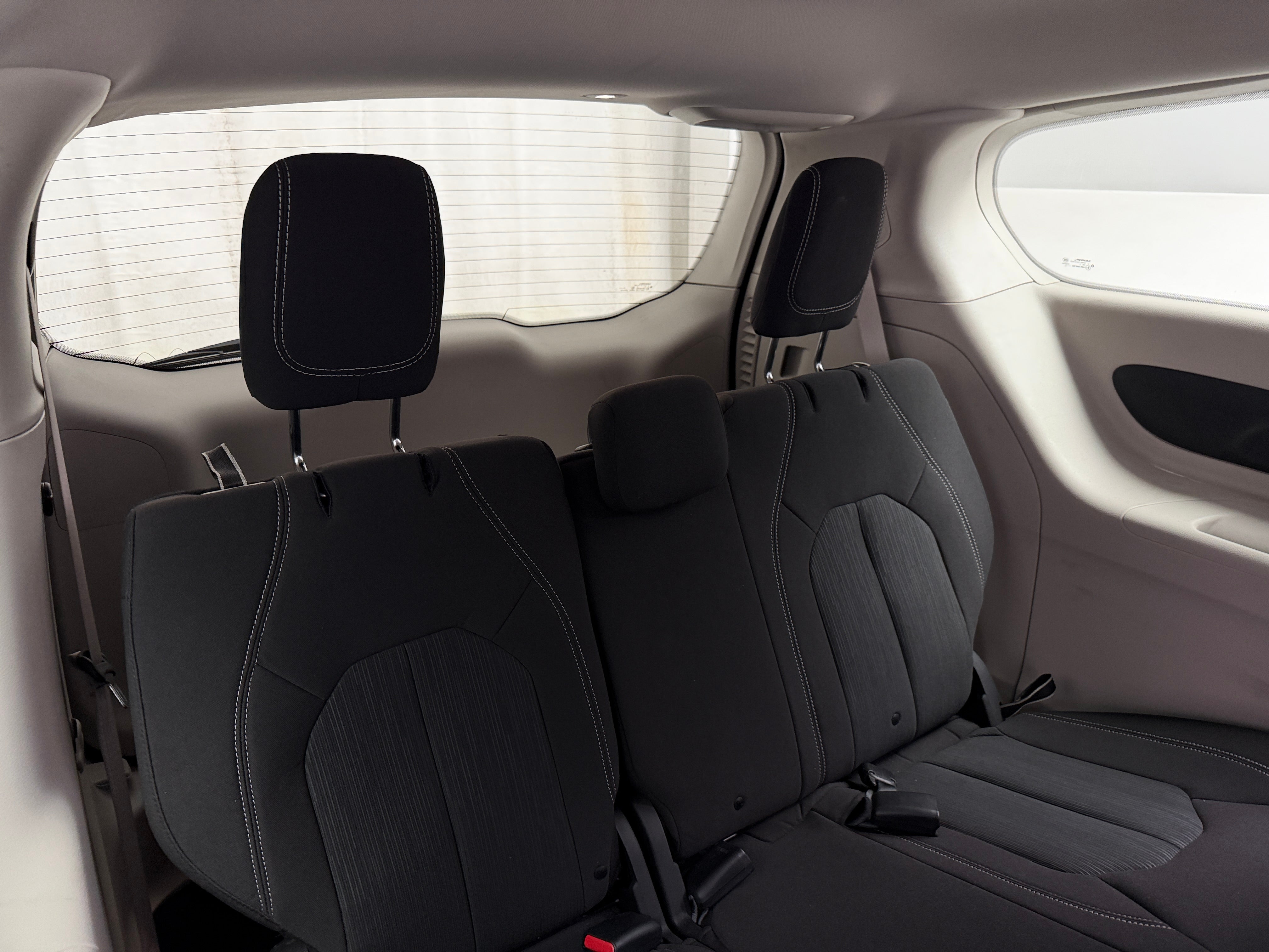 2021 Chrysler Voyager