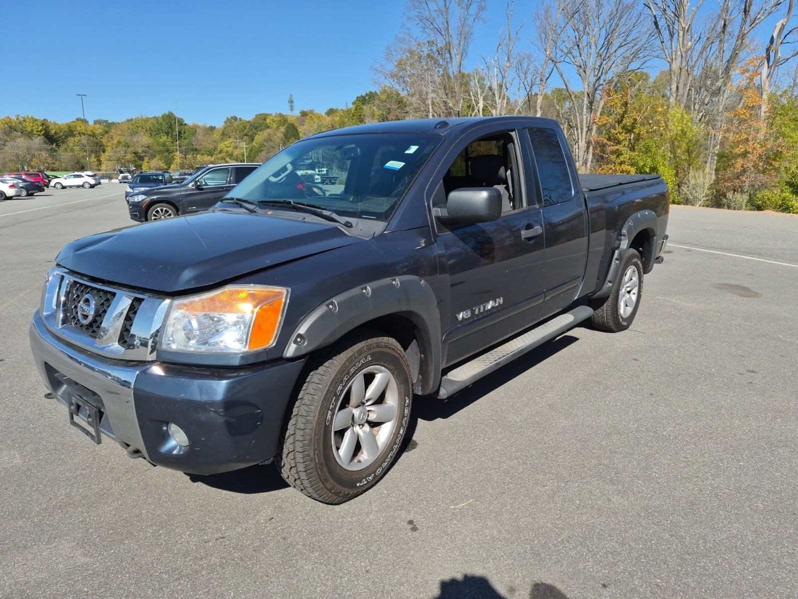 2013 Nissan Titan 4WD King Cab SWB SV