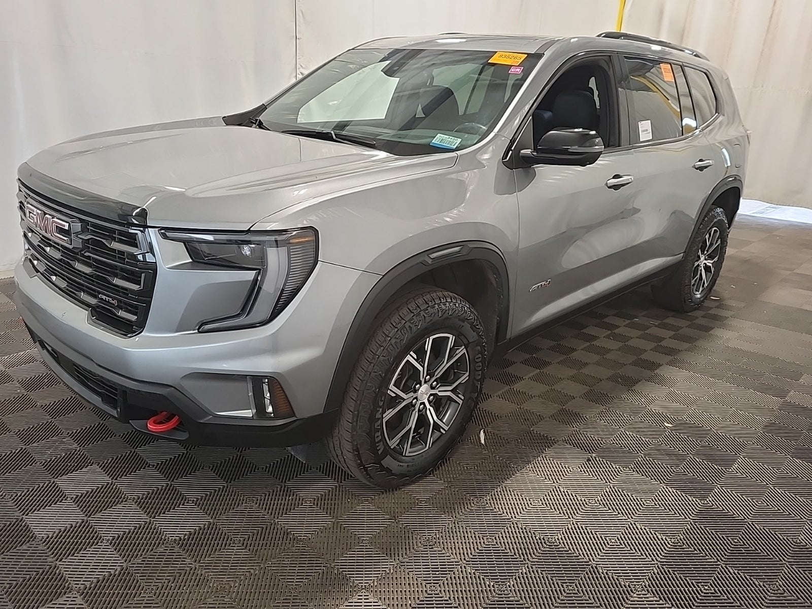2024 GMC Acadia AT4