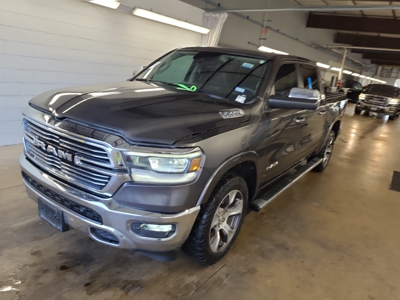2019 Ram 1500 Laramie 4x4 Crew Cab 5'7" Box