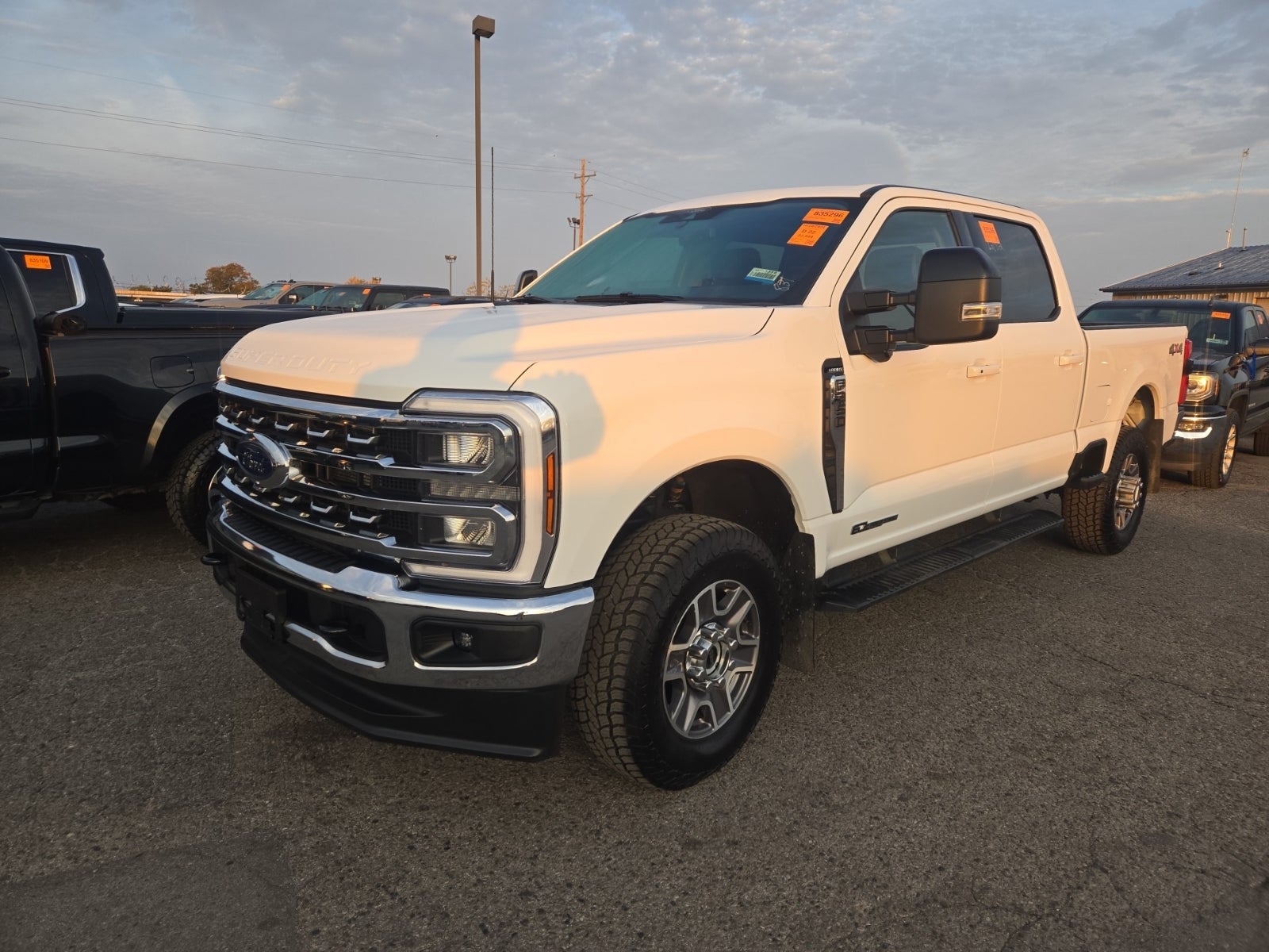2025 Ford F-350 Lariat 4WD Crew Cab 6.75' Box