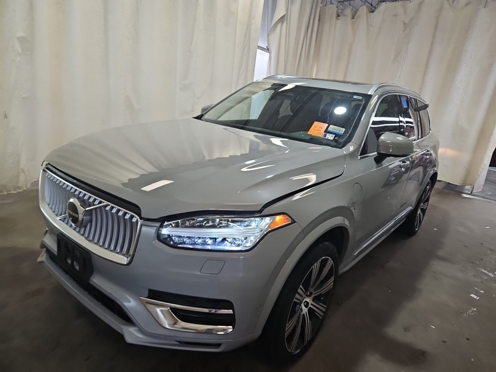 2025 Volvo XC90 Plug-In Hybrid Plus