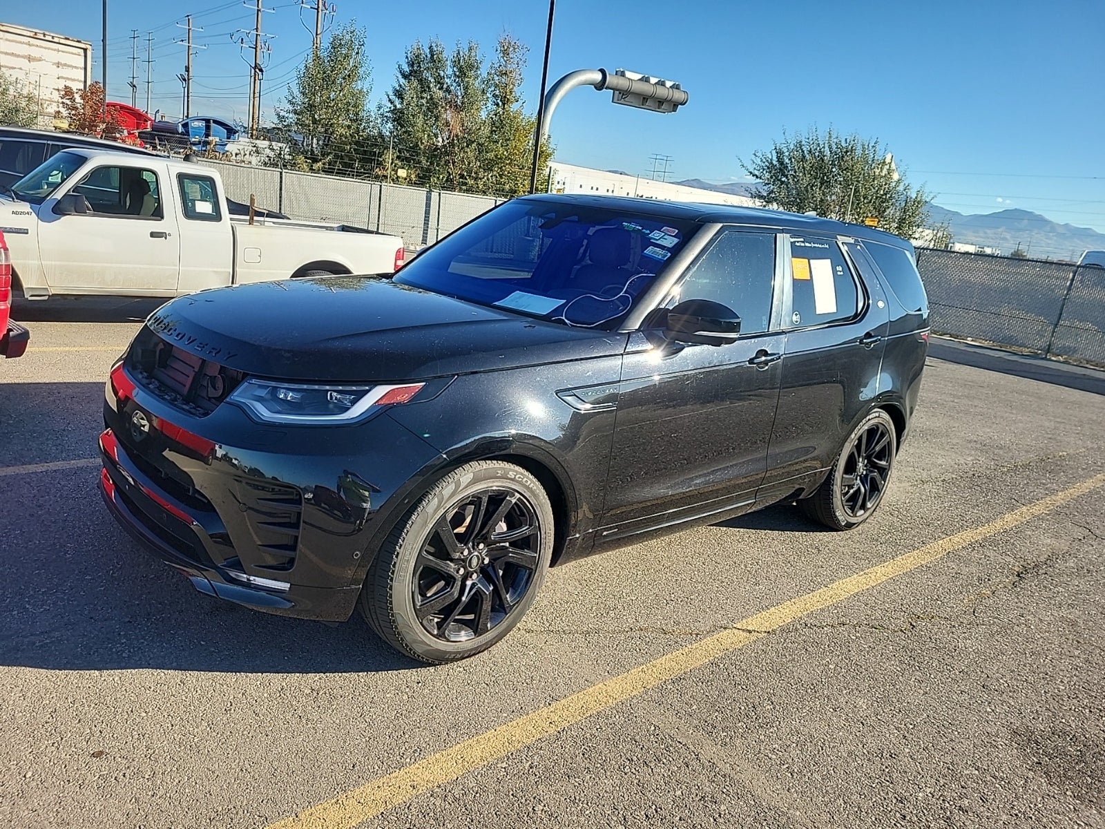 2021 Land Rover Discovery S R-Dynamic