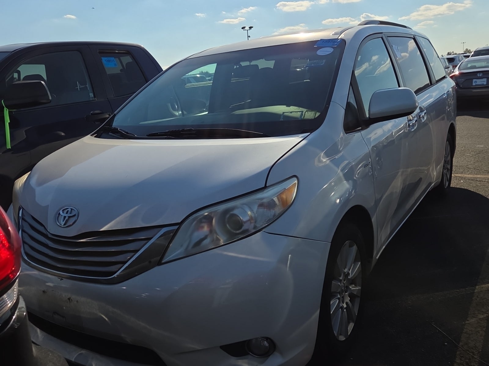 2017 Toyota Sienna XLE