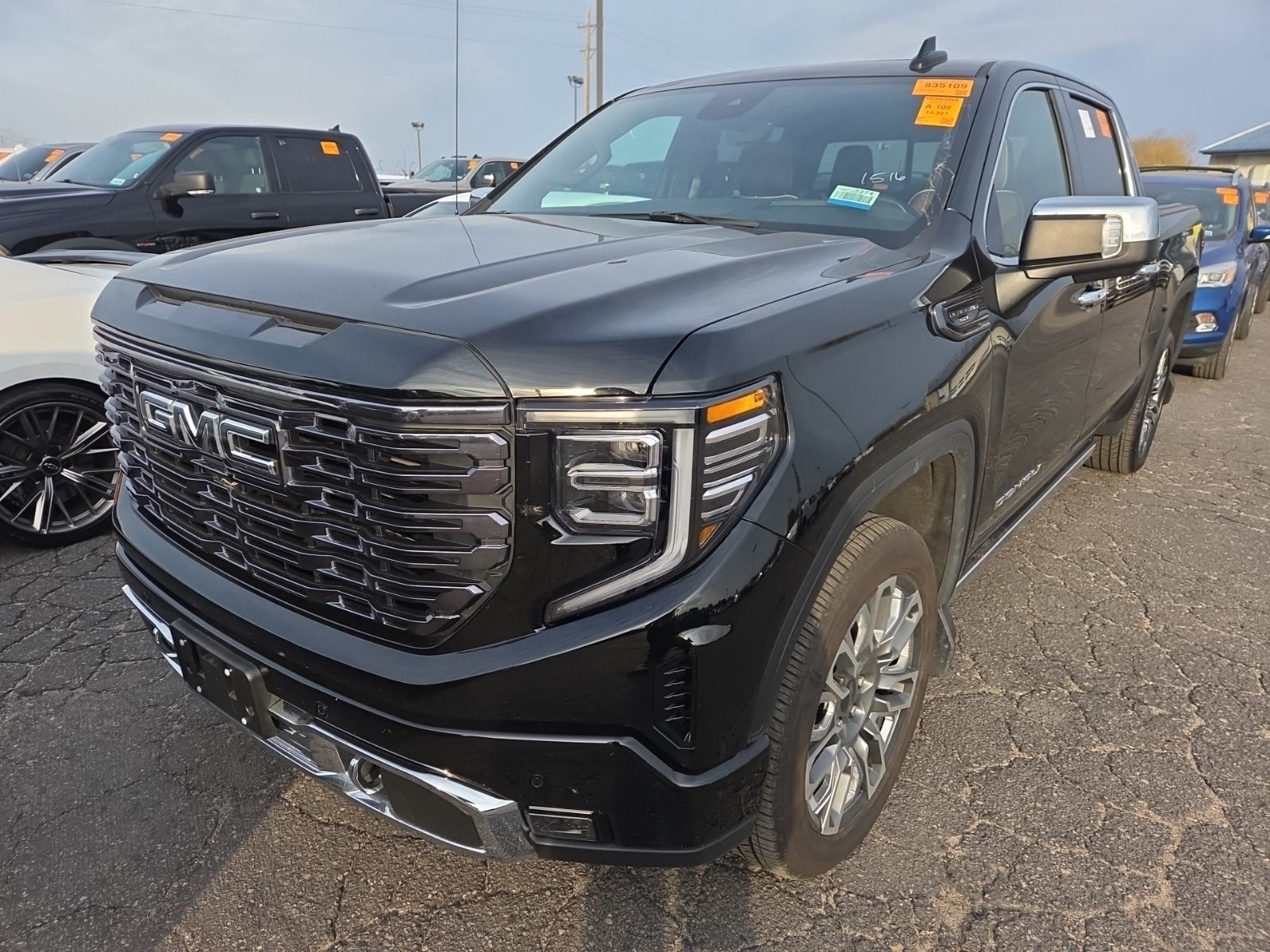 2026 GMC Sierra 1500 4WD Crew Cab 147" Denali Ultimate *LTD Avail*