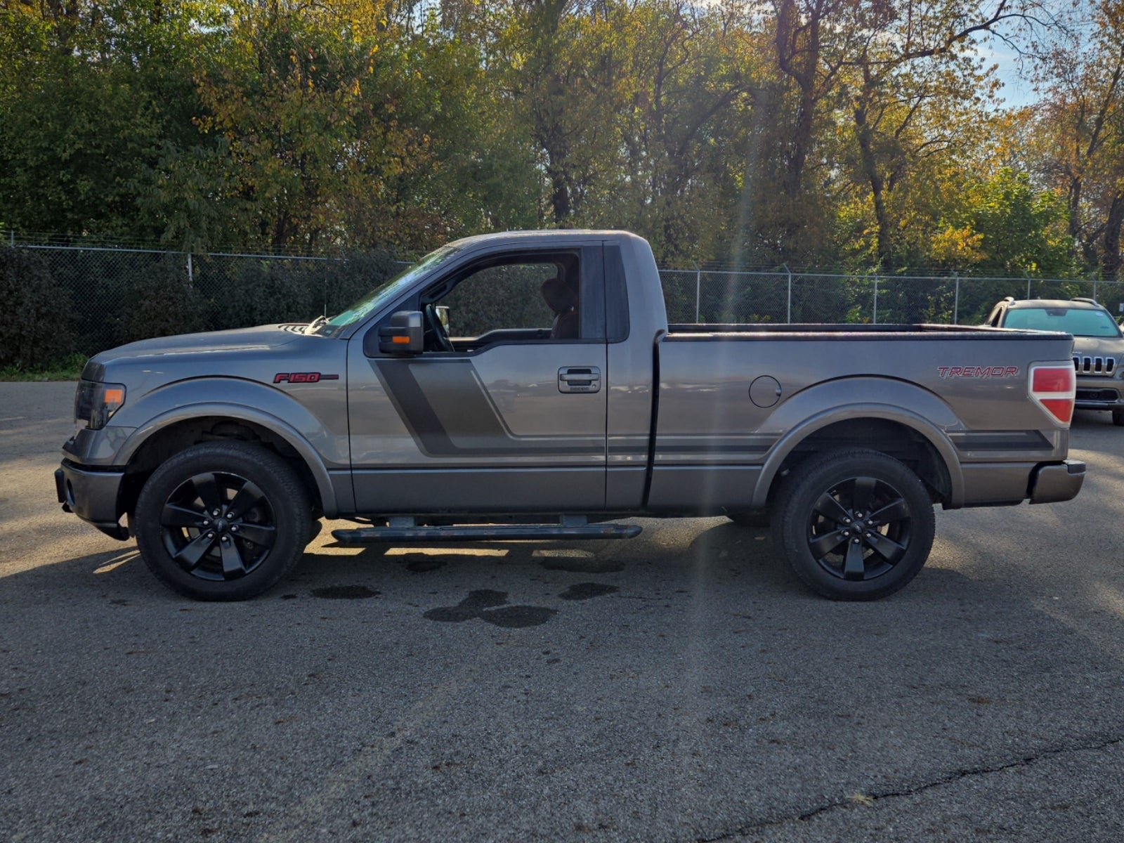 2014 Ford F-150 2WD Reg Cab 126" FX2 Tremor