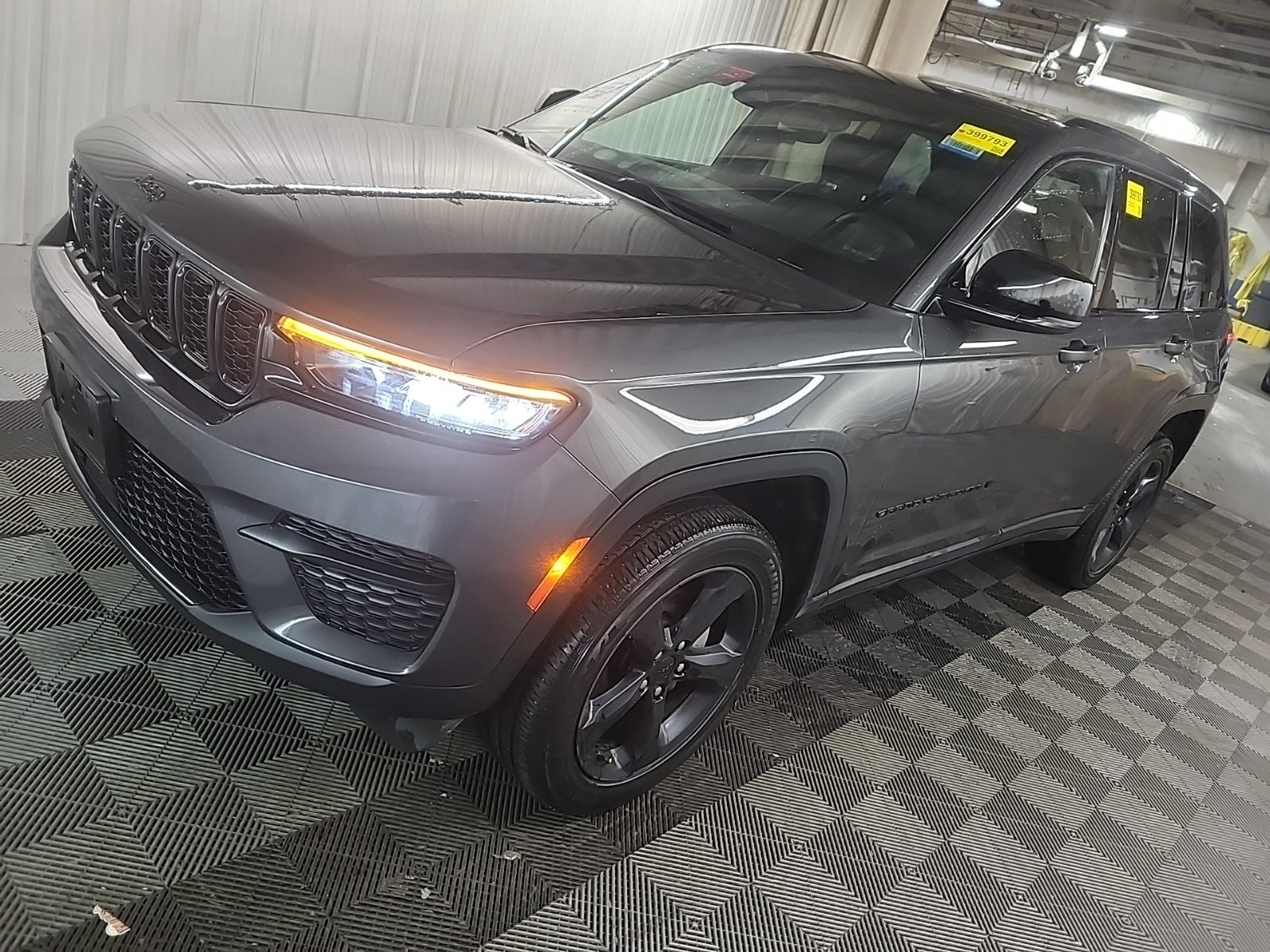2023 Jeep Grand Cherokee Altitude