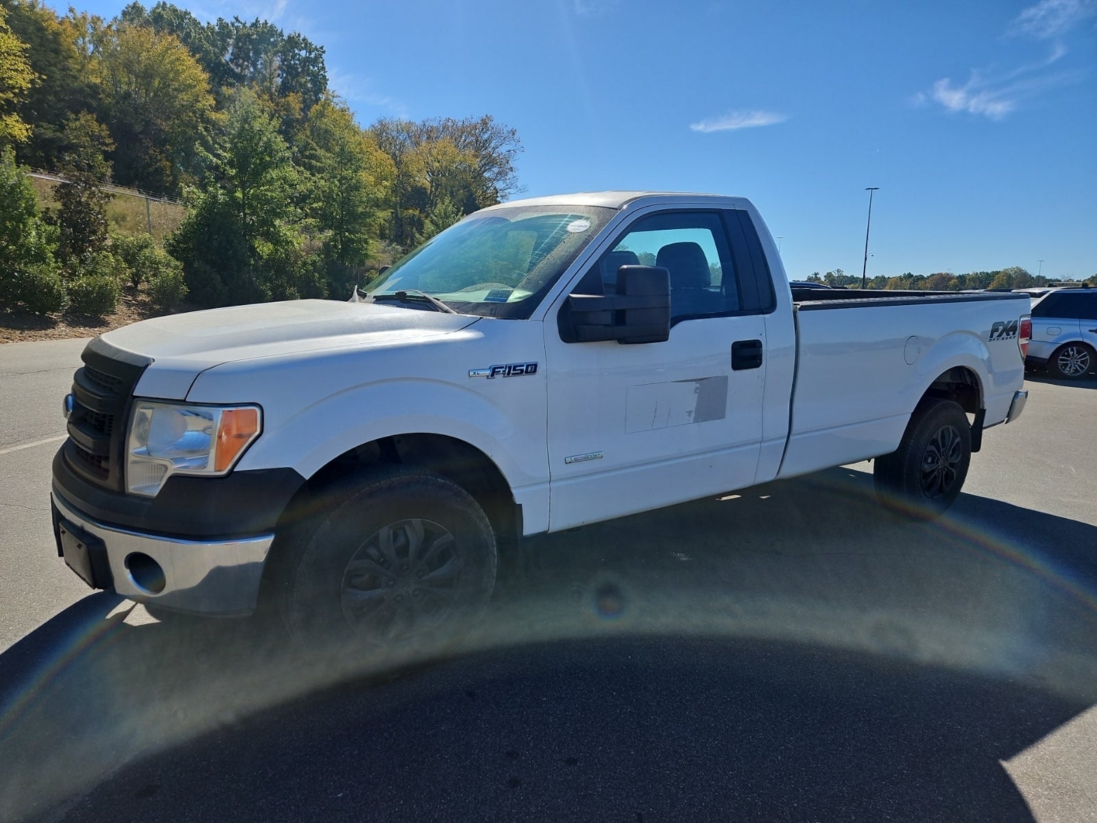 2013 Ford F-150 2WD Reg Cab 145" XL W/HD Payload PKG