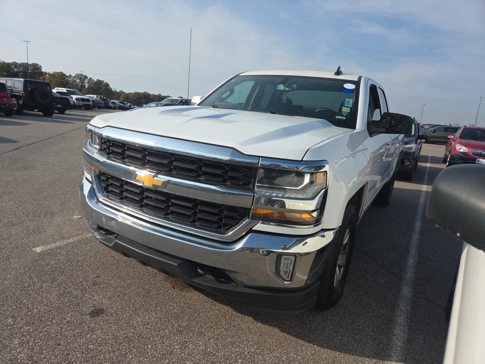 2017 Chevrolet Silverado 1500 4WD Double Cab 143.5" LT W/1lt