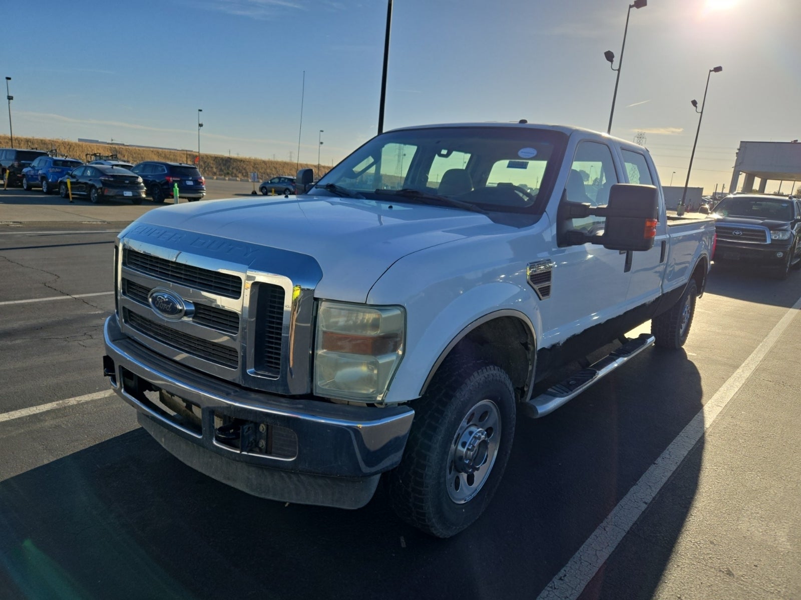 2008 Ford F-250 4WD Crew Cab 172" XLT