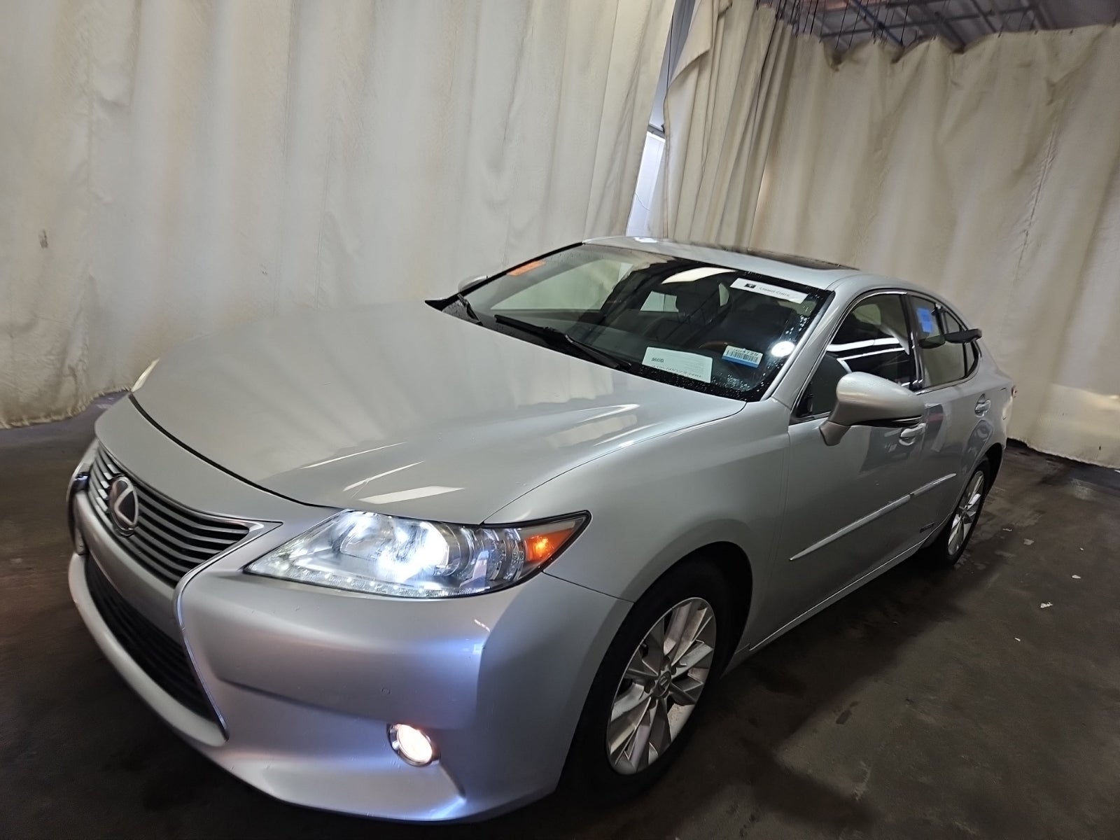 2013 Lexus ES 300h Hybrid