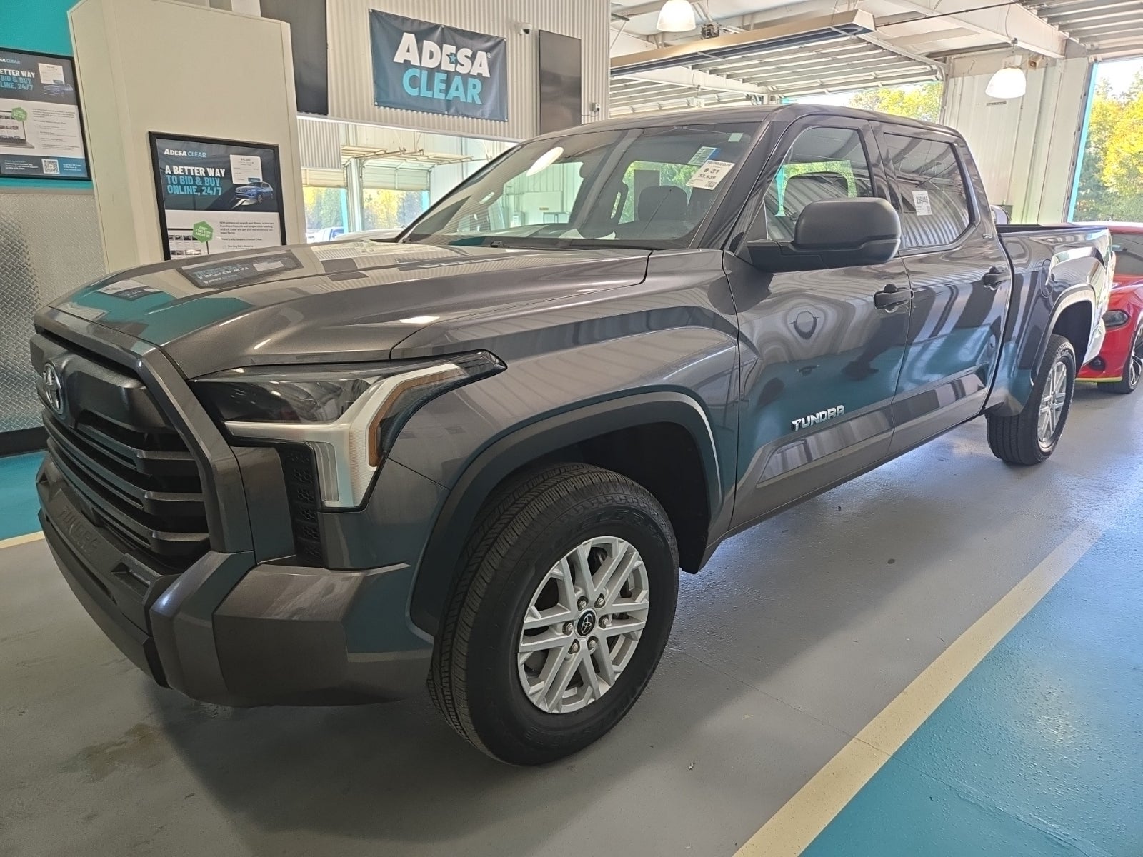 2023 Toyota Tundra SR5 Crewmax 6.5' Bed