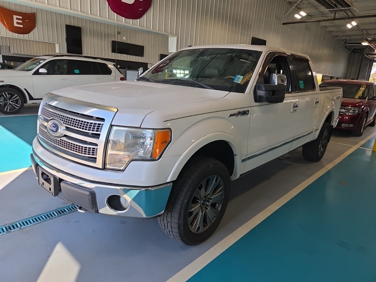 2010 Ford F-150 4WD Supercrew 145" Platinum
