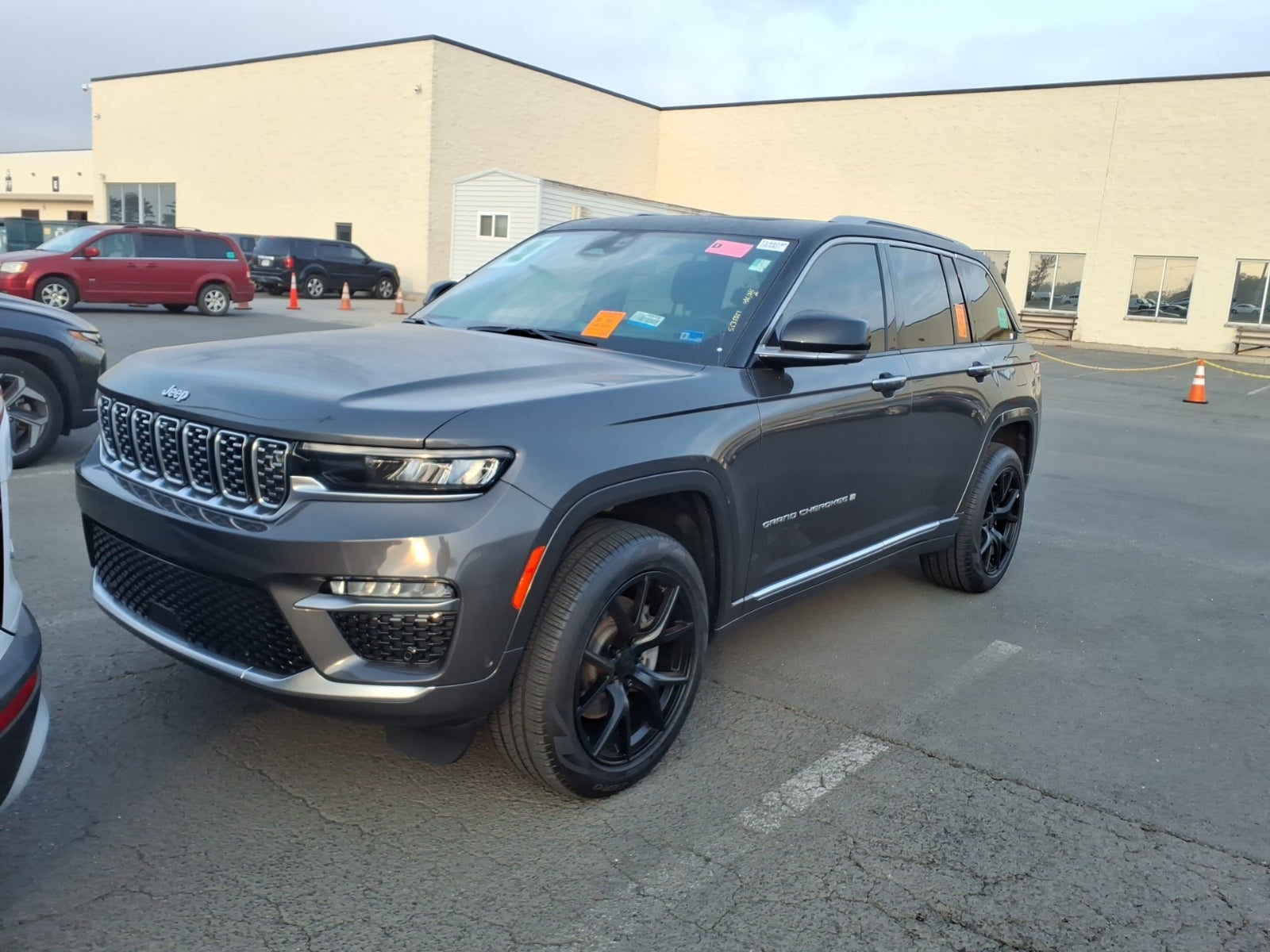2022 Jeep Grand Cherokee Summit Reserve
