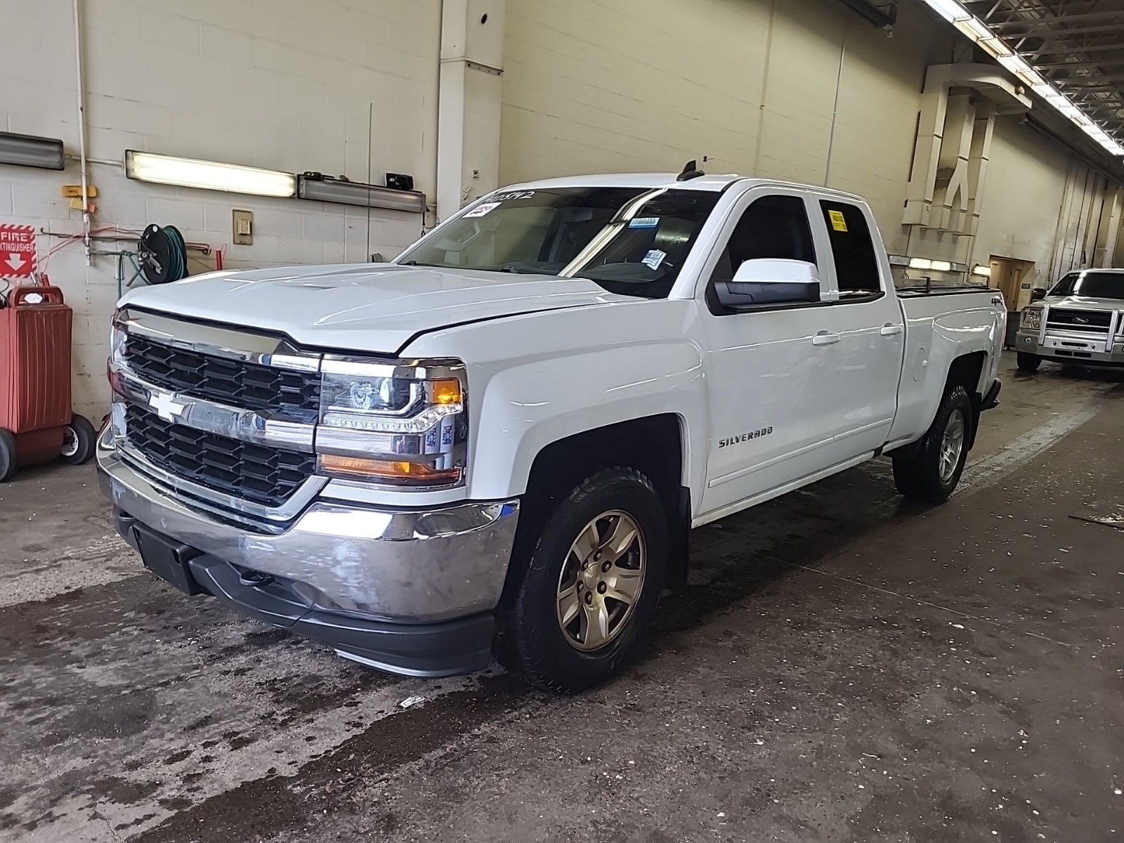 2018 Chevrolet Silverado 1500 4WD Double Cab 143.5" LT W/1lt