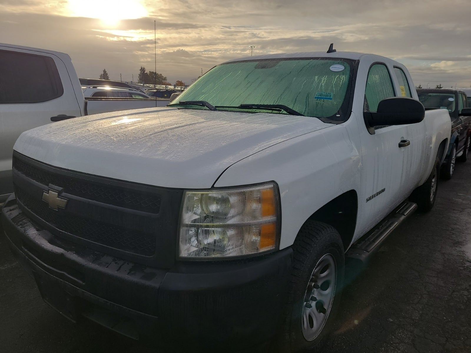 2011 Chevrolet Silverado 1500 2WD Ext Cab 143.5" Work Truck