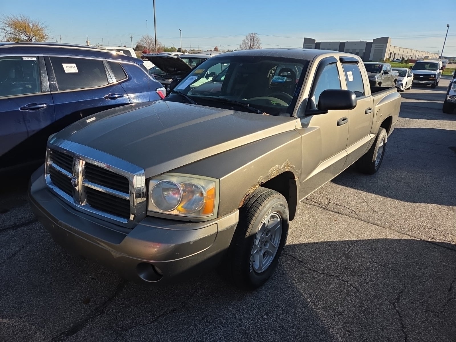 2006 Dodge Dakota 4dr Quad Cab 131 SLT