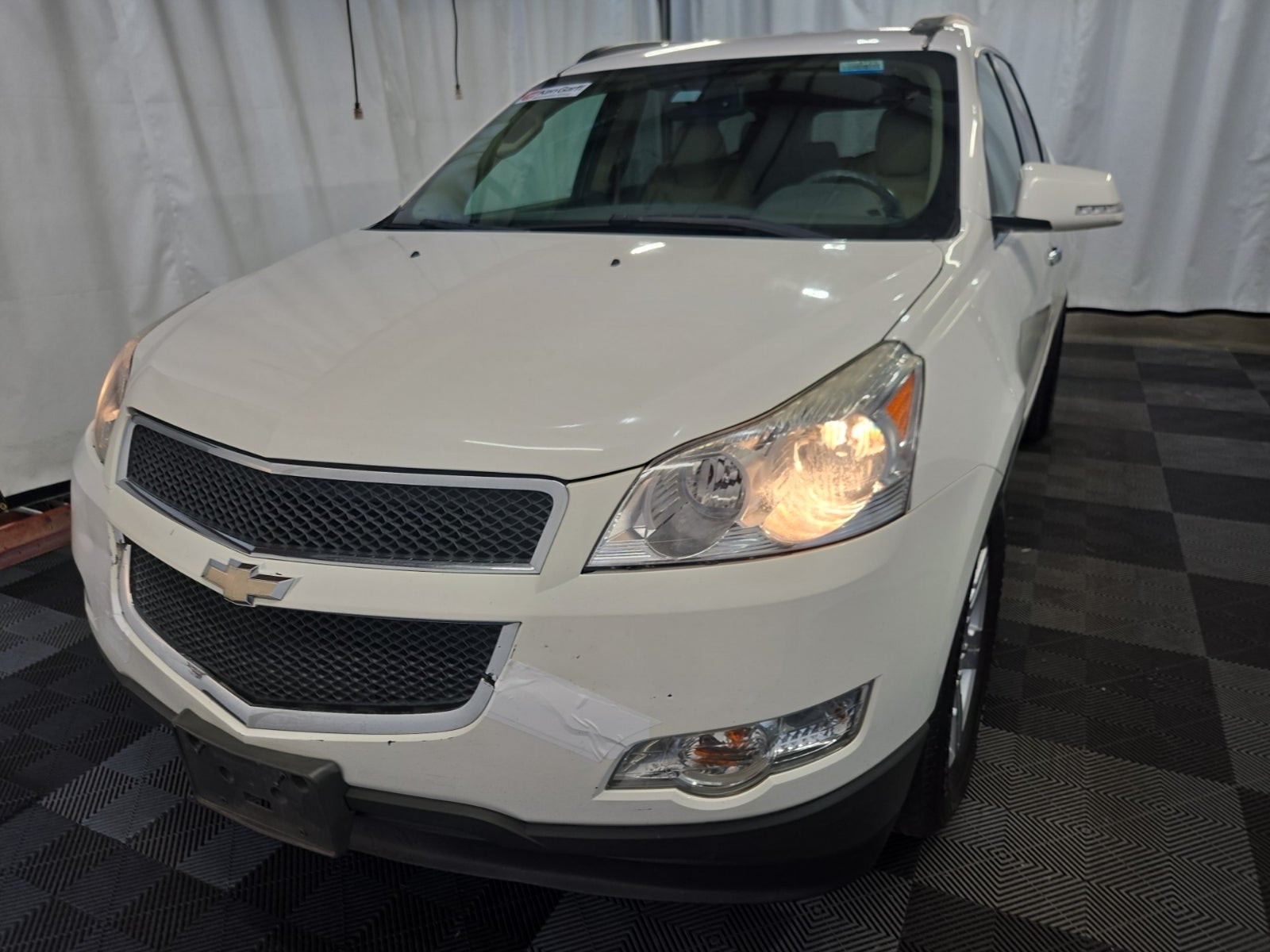 2011 Chevrolet Traverse LT W/2lt
