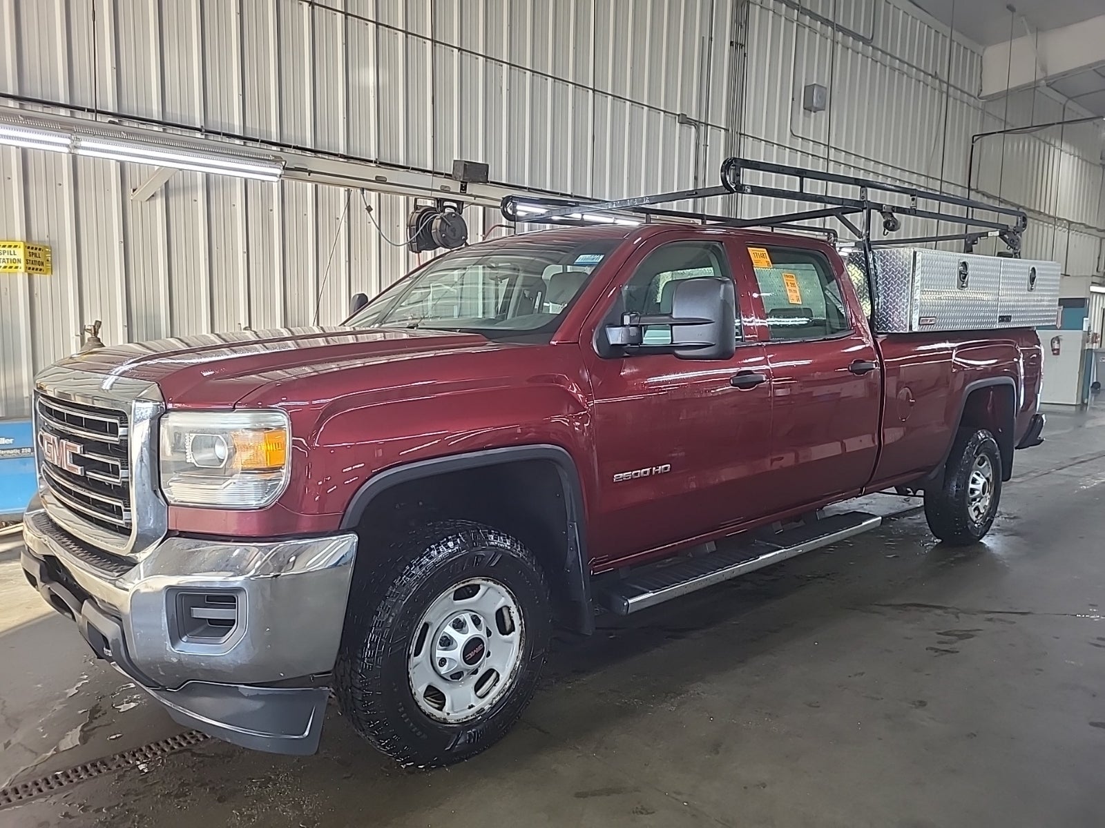 2015 GMC Sierra 2500HD Crew Cab STD Bed