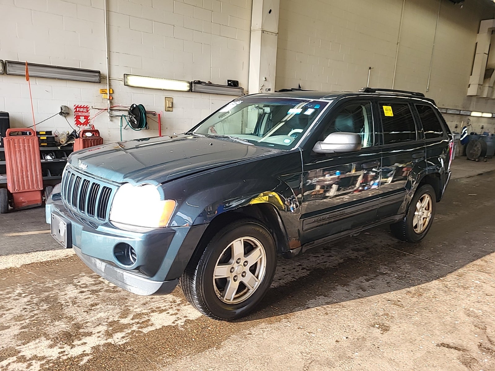 2005 Jeep Grand Cherokee Laredo
