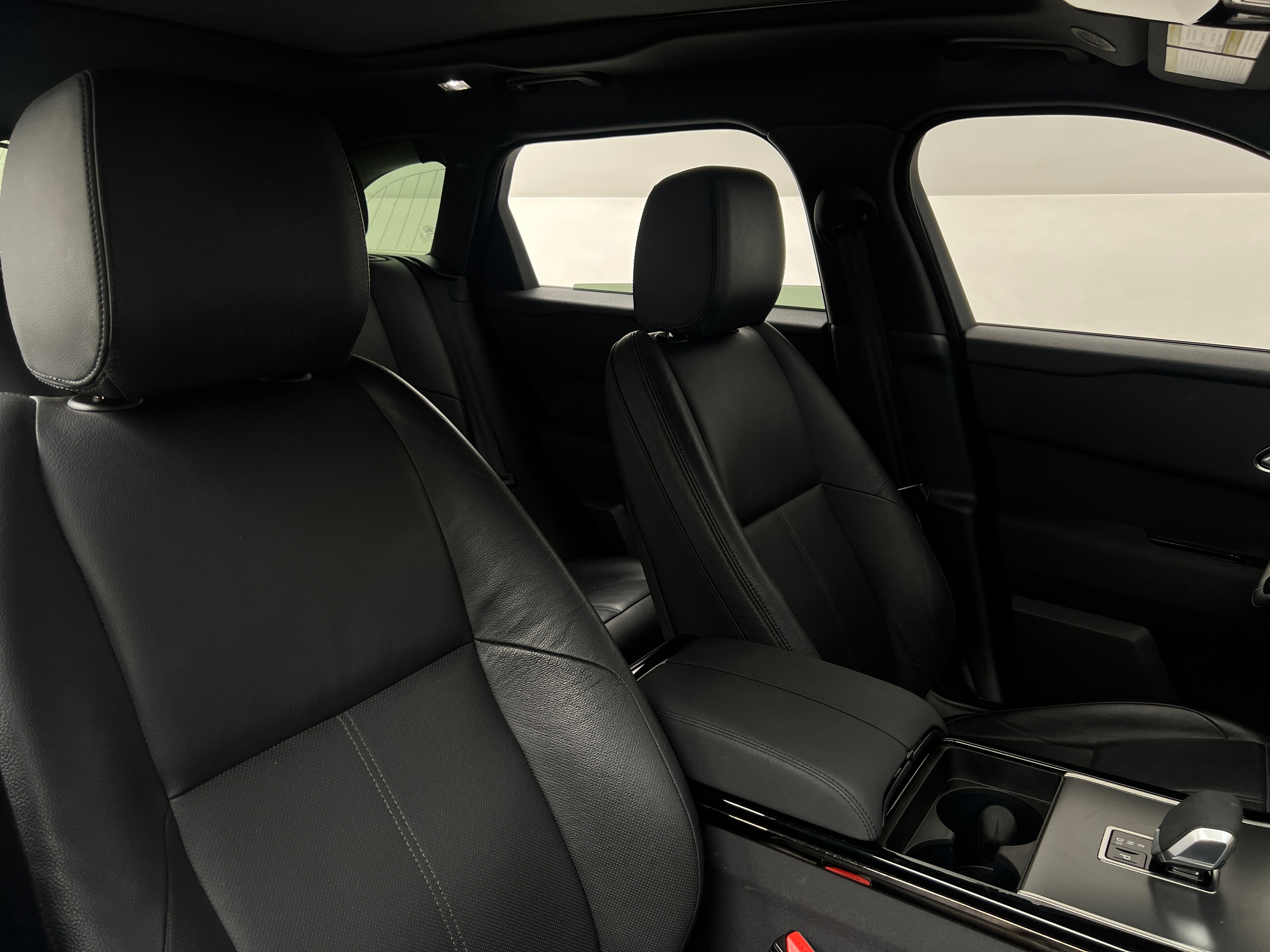 2025 Land Rover Range Rover Velar