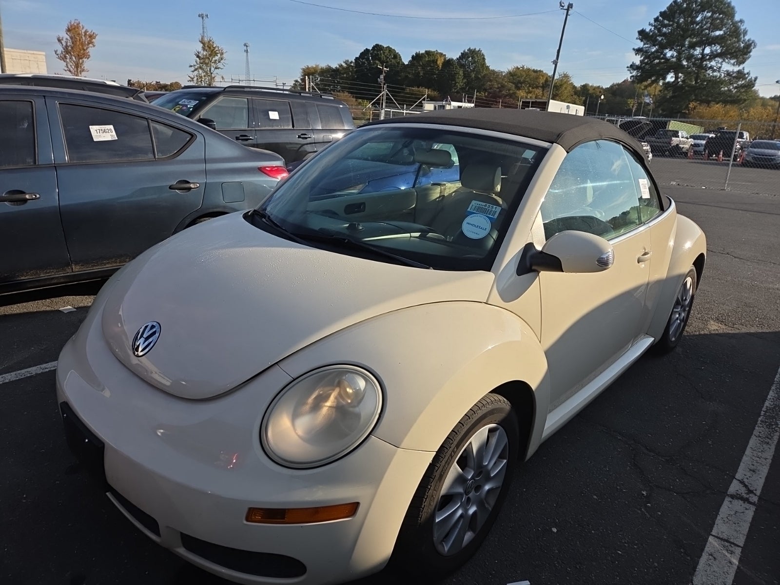2009 Volkswagen New Beetle S