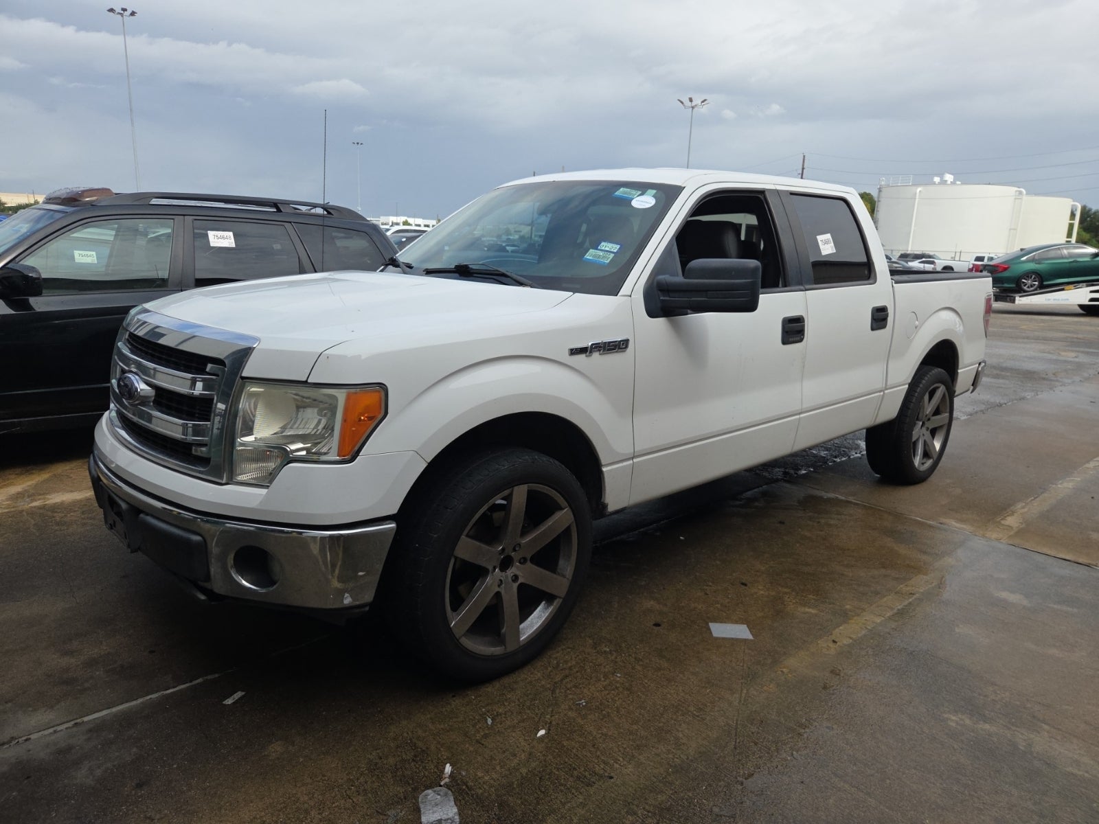 2013 Ford F-150 2WD Supercrew 145" XLT