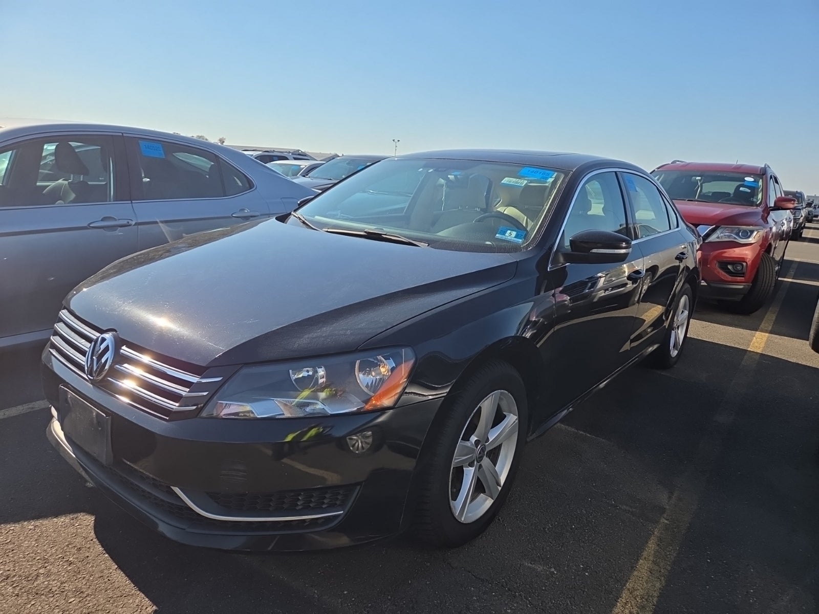 2013 Volkswagen Passat SE W/Sunroof & Nav