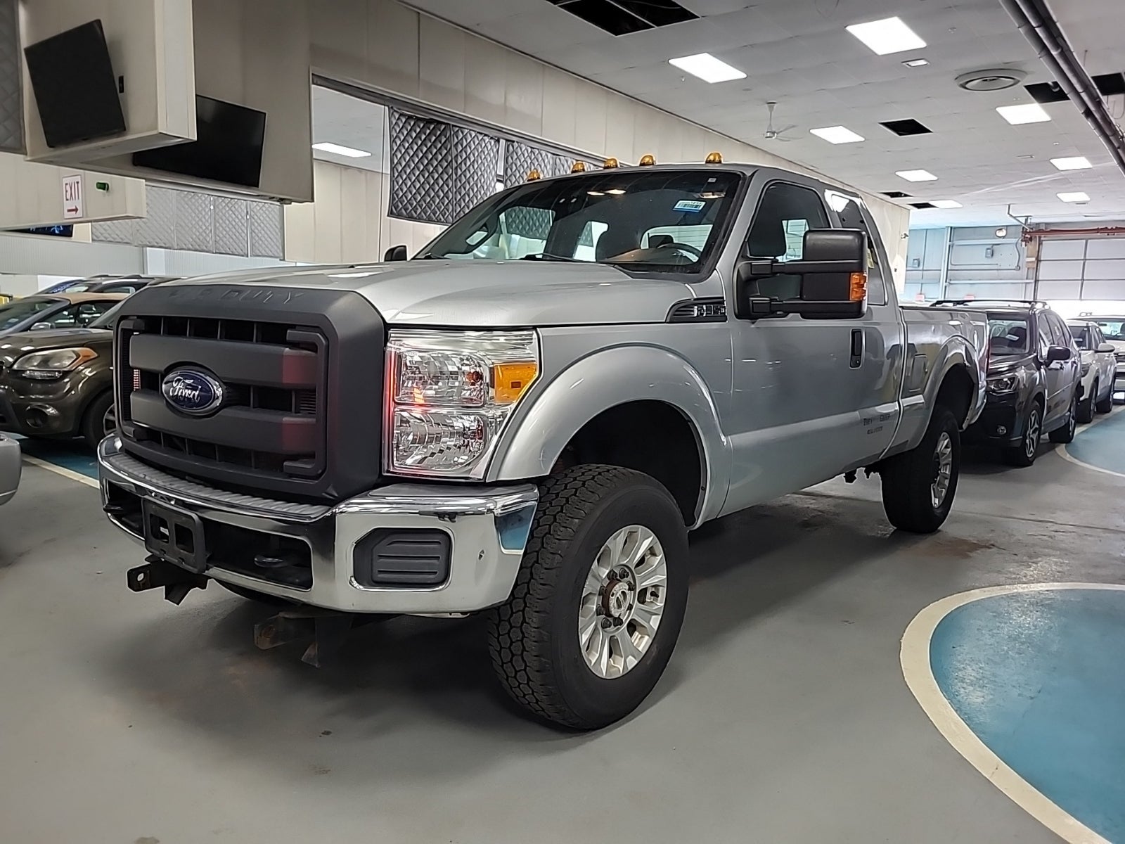 2015 Ford F-350 4WD Supercab 142" XL