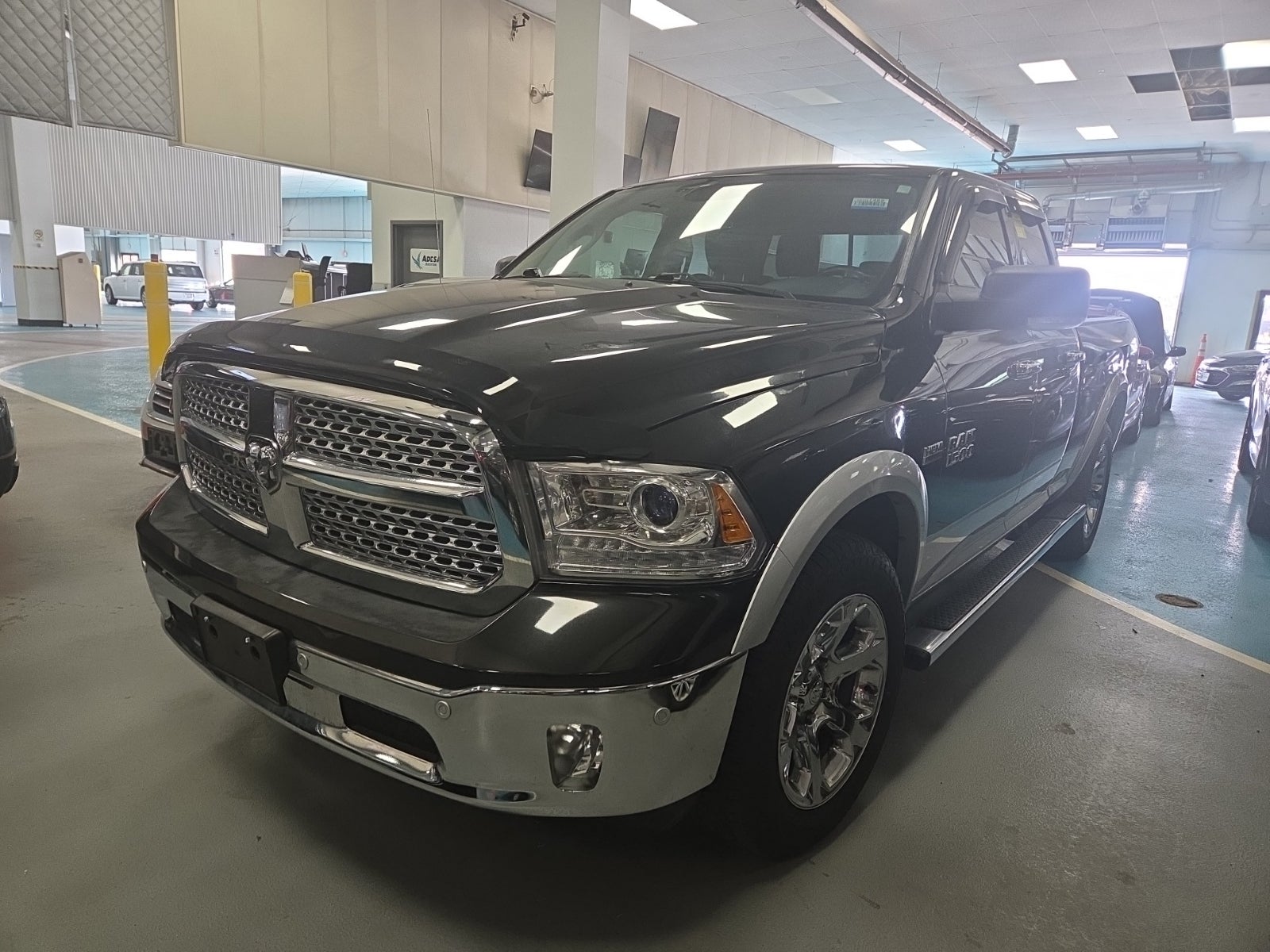 2017 Ram 1500 Laramie 4x4 Quad Cab 6'4" Box
