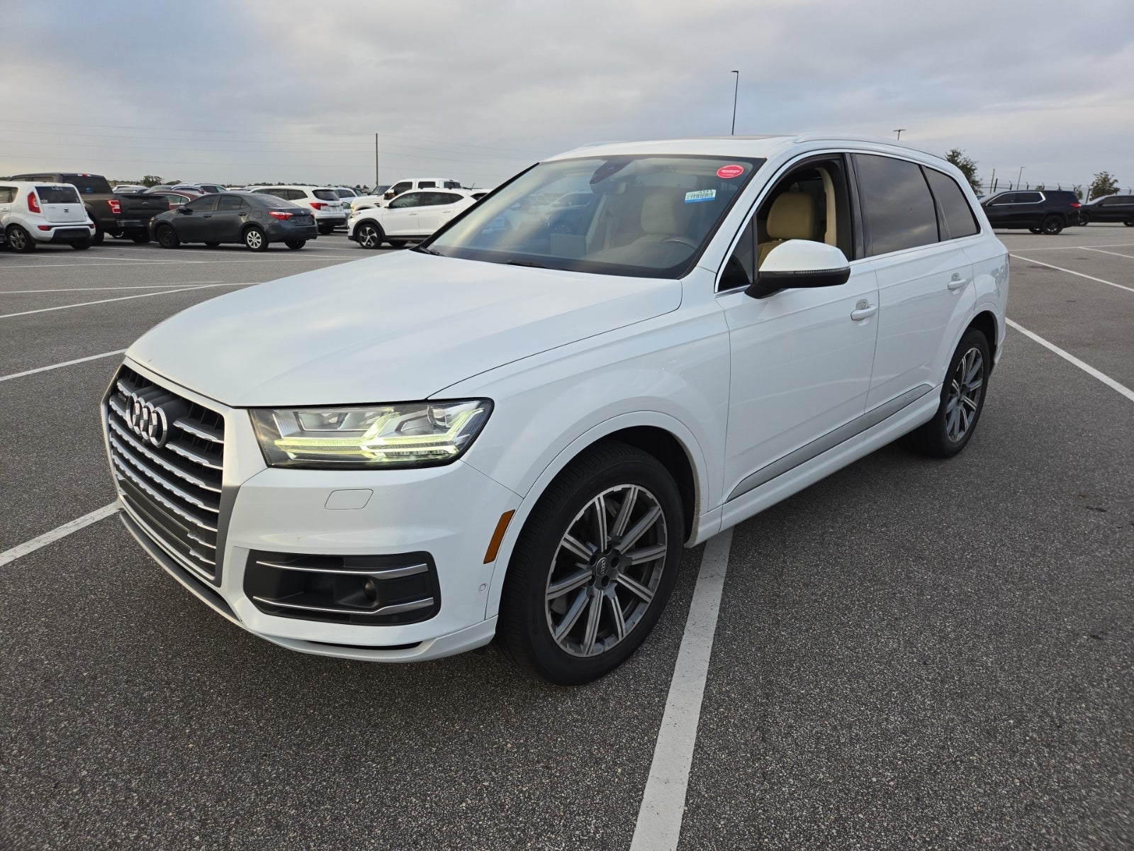 2019 Audi Q7 Premium Plus