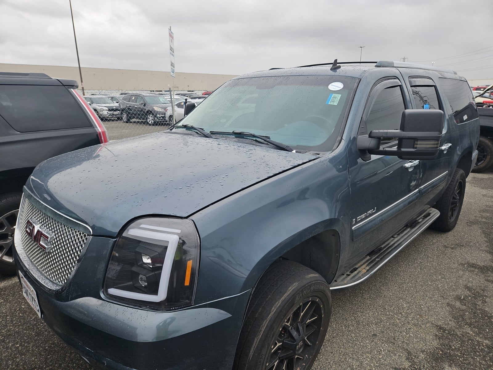 2007 GMC Yukon XL 1500 Denali