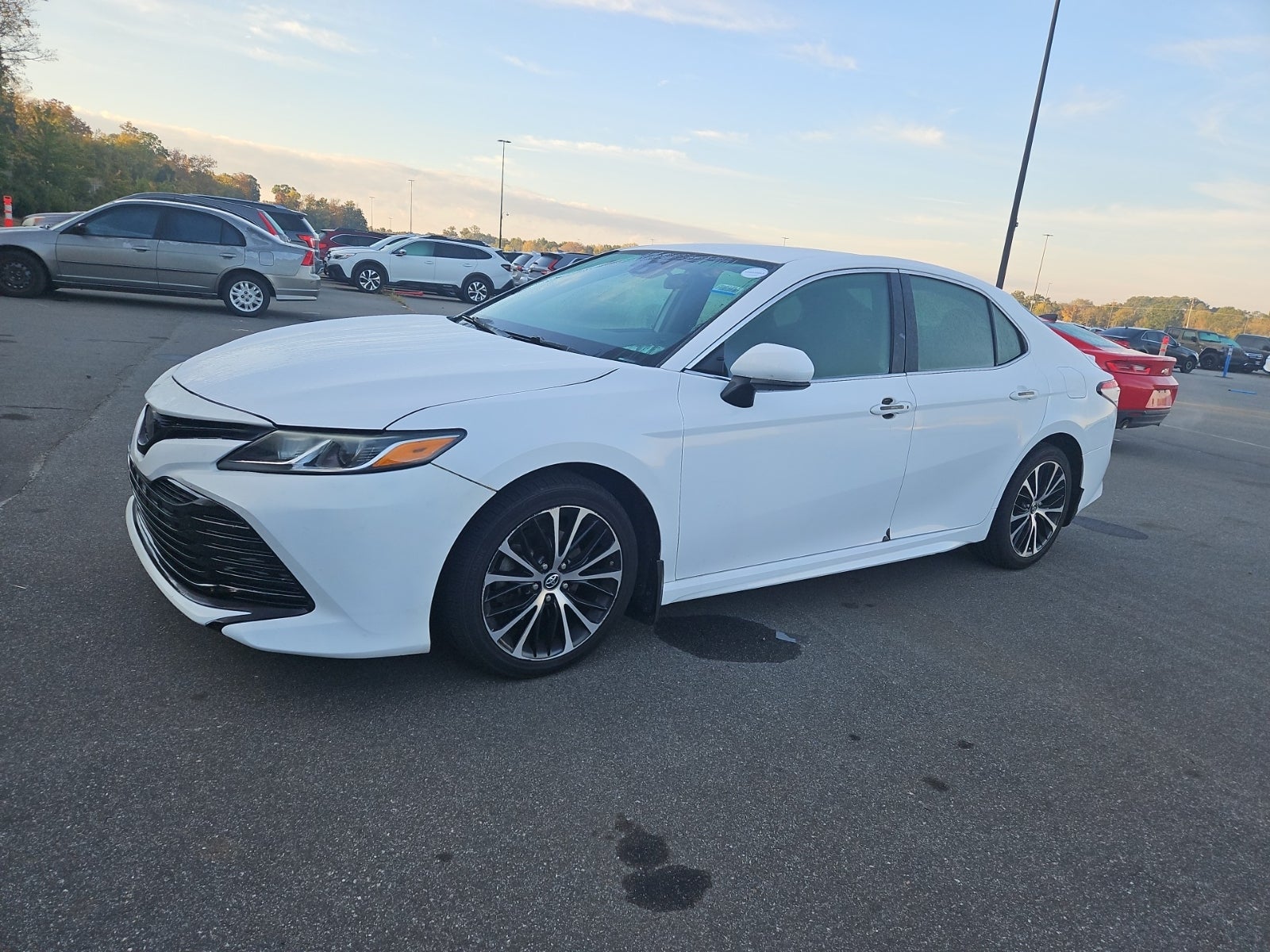 2019 Toyota Camry SE