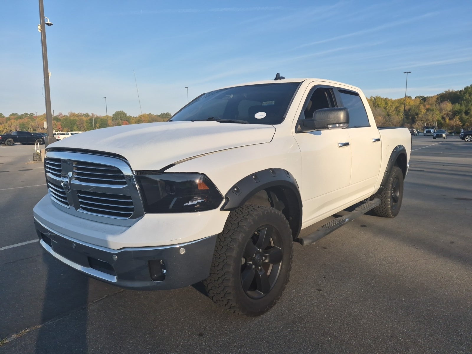 2016 Ram 1500 4WD Crew Cab 140.5" Big Horn