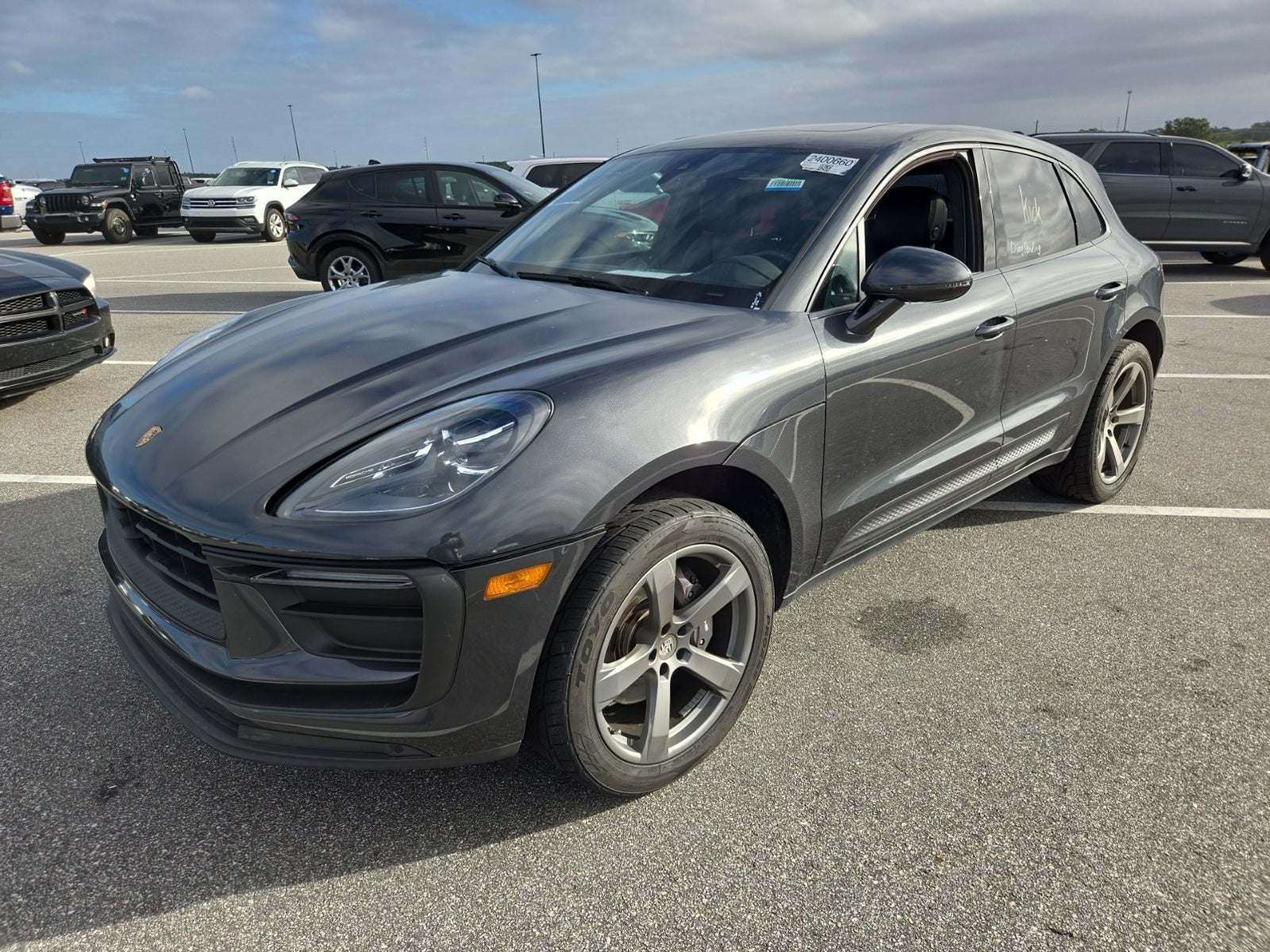 2024 Porsche Macan T