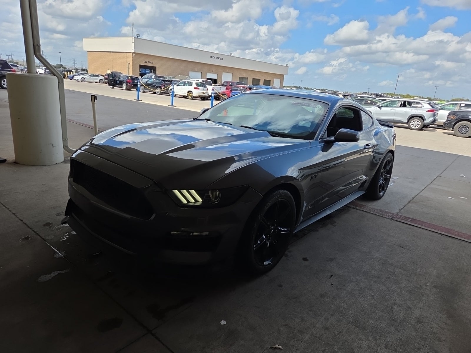 2017 Ford Mustang V6