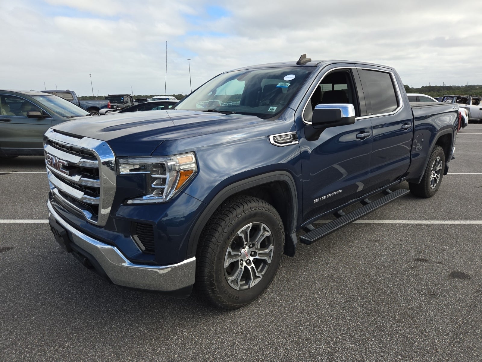 2019 GMC Sierra 1500 4WD Crew Cab 157" Sle