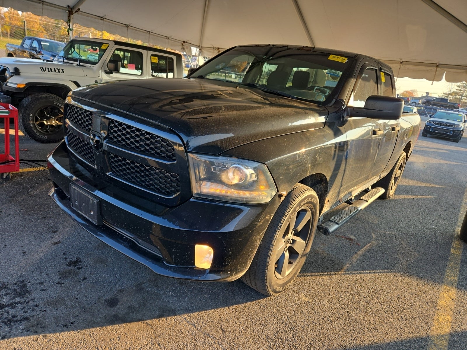 2014 Ram 1500 4WD Quad Cab 140.5" Express