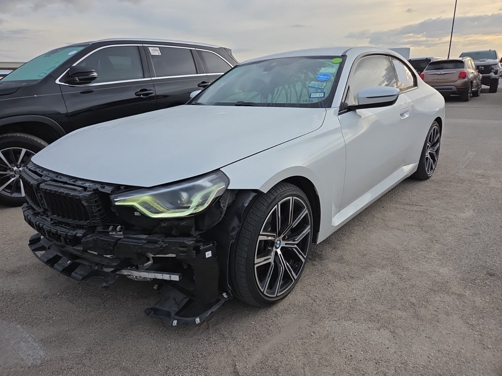2023 BMW 230 230i